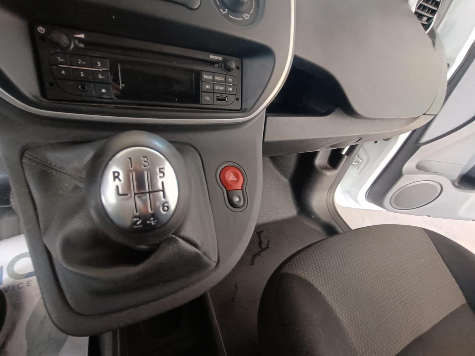 RENAULT KANGOO FURGON PROFESIONAL BLUE DCI 59 KW (80CV) 13 