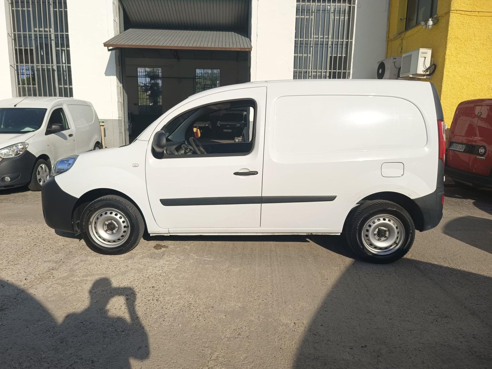 RENAULT KANGOO FURGON PROFESIONAL BLUE DCI 59 KW (80CV) 3 