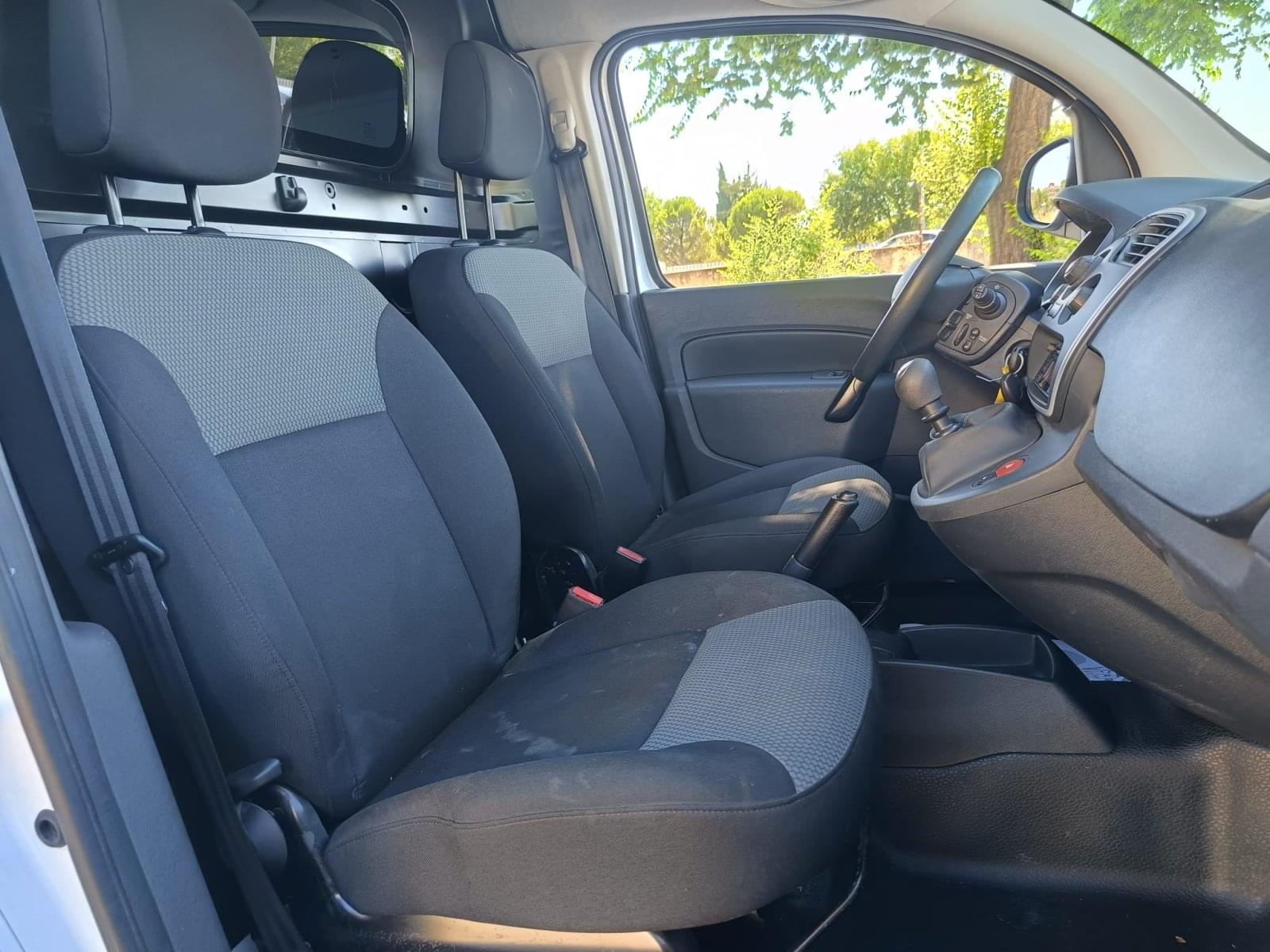RENAULT KANGOO PROFESIONAL BLUE DCI 59 KW (80CV) 8 