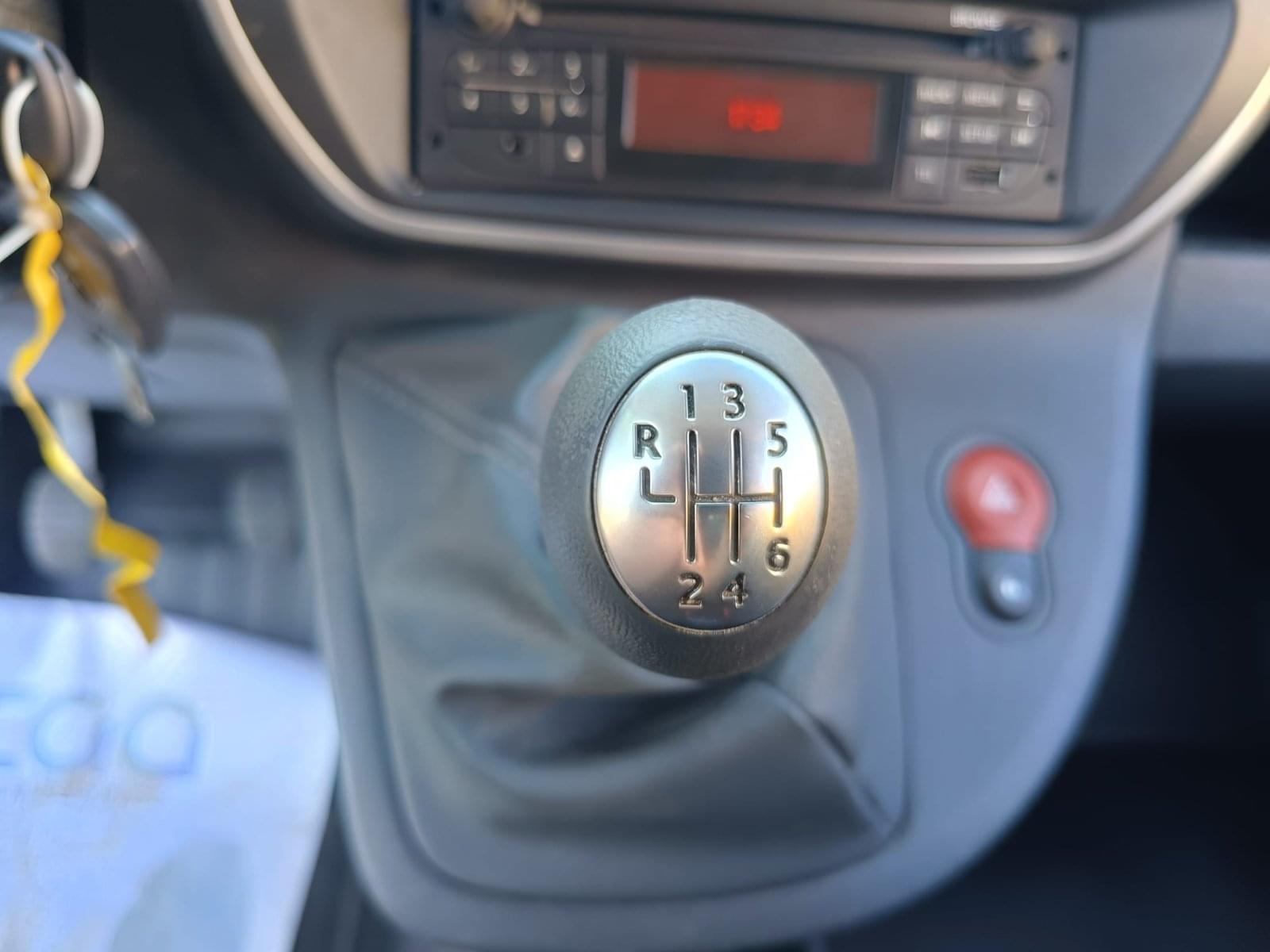RENAULT KANGOO PROFESIONAL BLUE DCI 59 KW (80CV) 13 