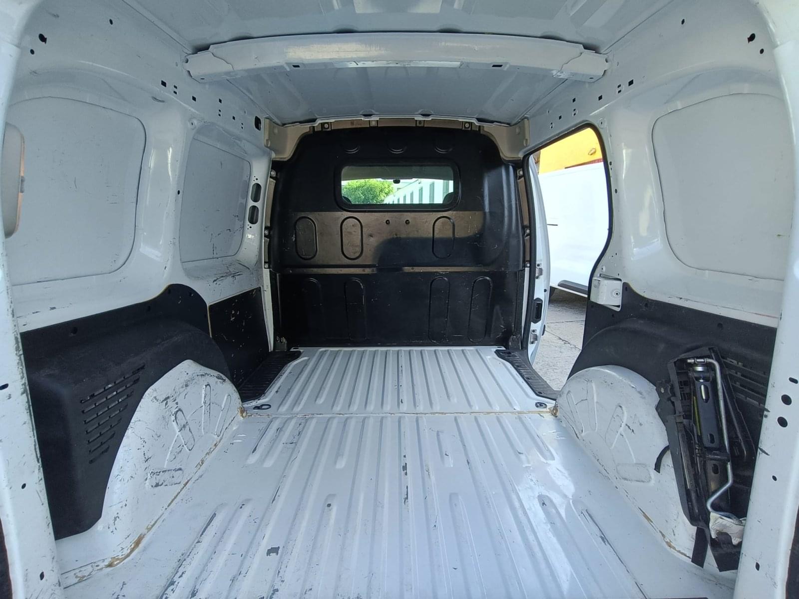RENAULT KANGOO FURGON PROFESIONAL BLUE DCI 59 KW (80CV) 9 