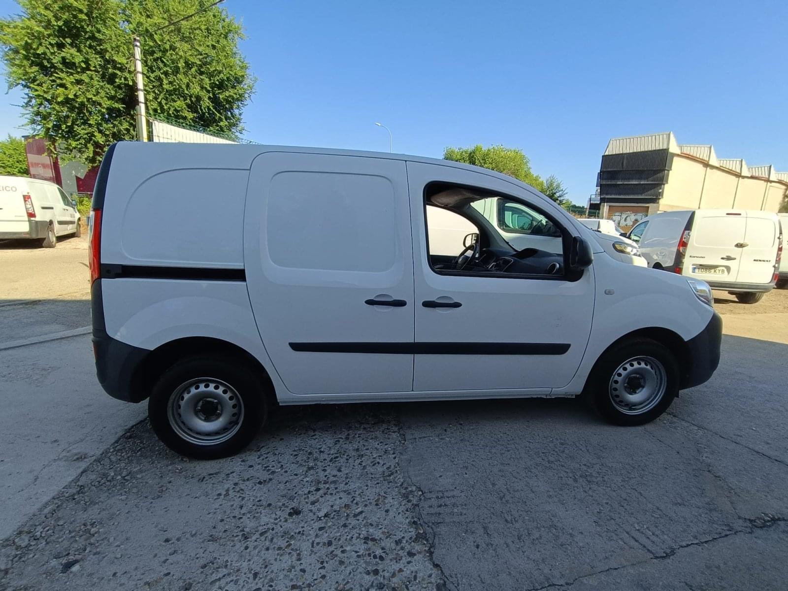 RENAULT KANGOO FURGON PROFESIONAL BLUE DCI 59 KW (80CV) 7 