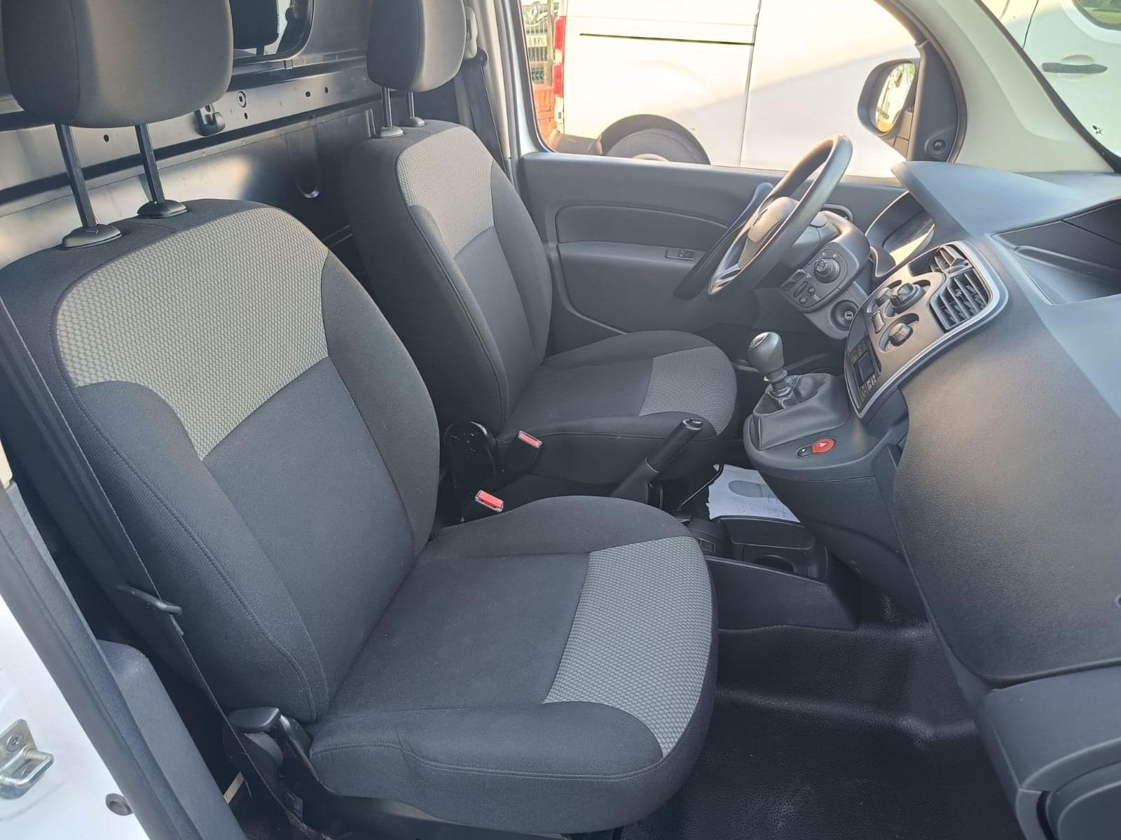 RENAULT KANGOO FURGON PROFESIONAL BLUE DCI 59 KW (80CV) 12 