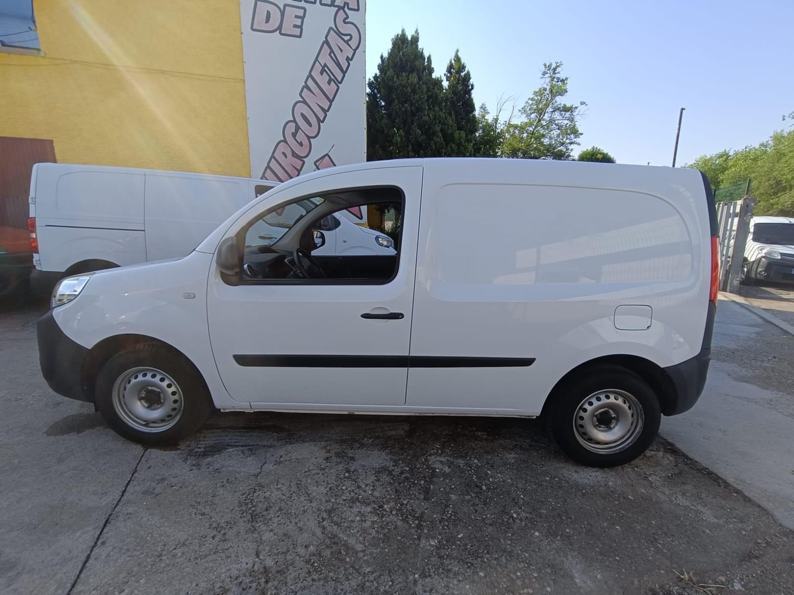 RENAULT KANGOO FURGON PROFESIONAL BLUE DCI 59 KW (80CV) 4 