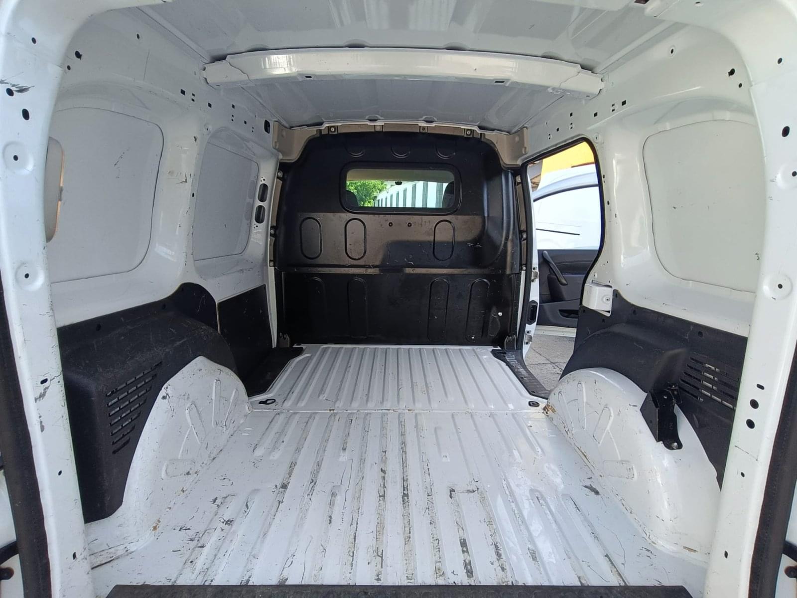 RENAULT KANGOO FURGON PROFESIONAL BLUE DCI 59 KW (80CV) 10 