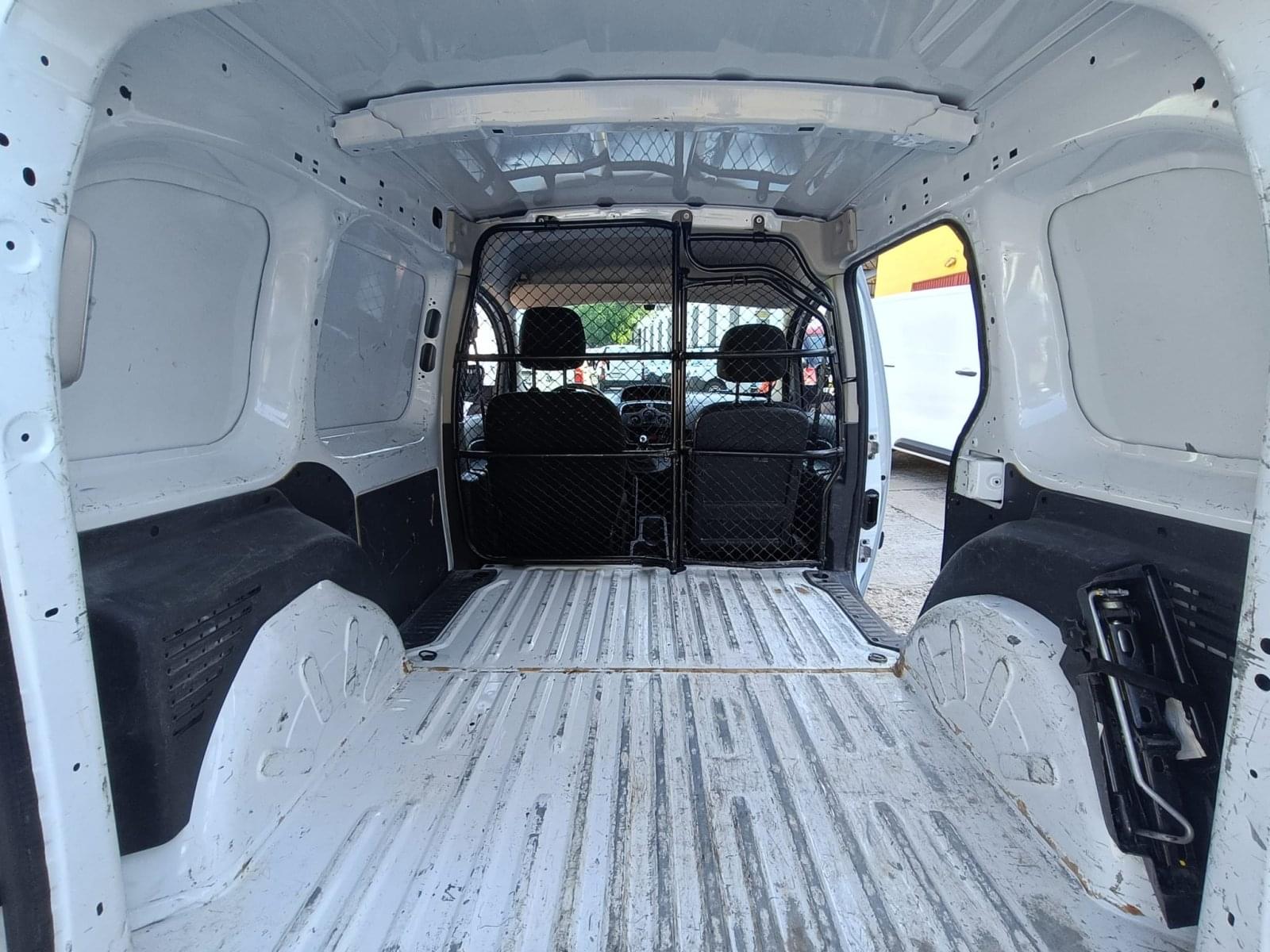 RENAULT KANGOO FURGON PROFESIONAL BLUE DCI Cop.abatible 10 