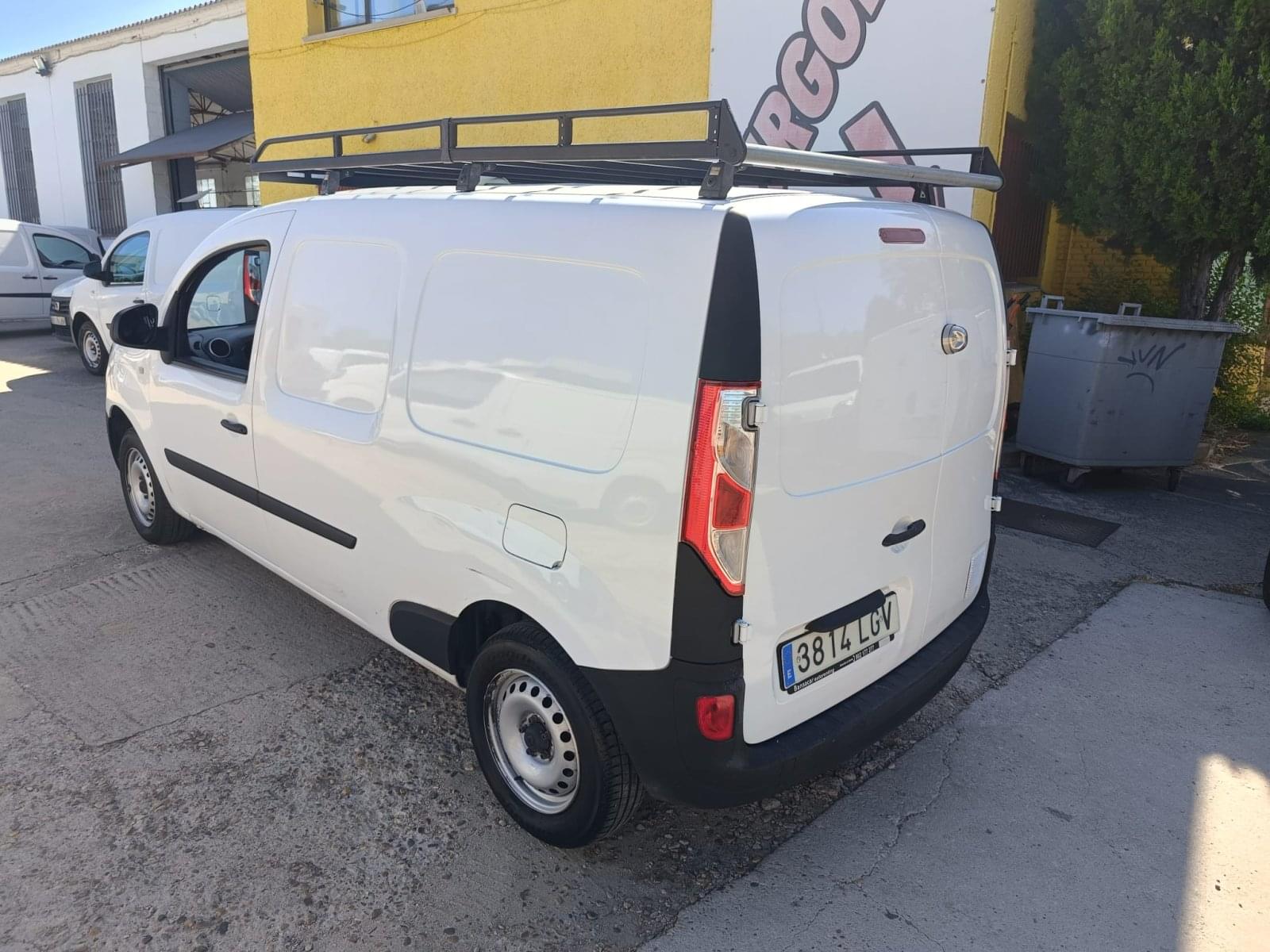 RENAULT KANGOO MAXI  FURGON TALLER 2P BLUE DCI 70 KW (95CV) 4 