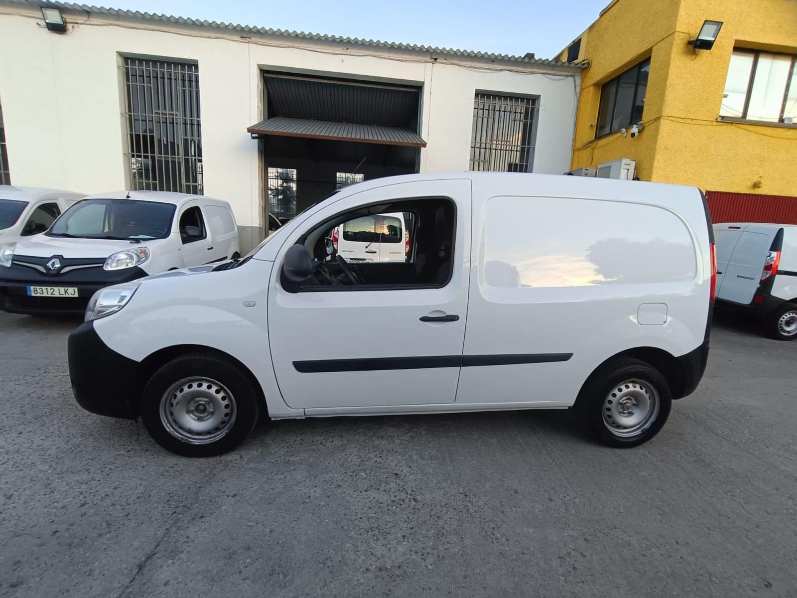RENAULT KANGOO EXPRESS 1.5 BLUE DCI PROFESIONAL 80CV 4 