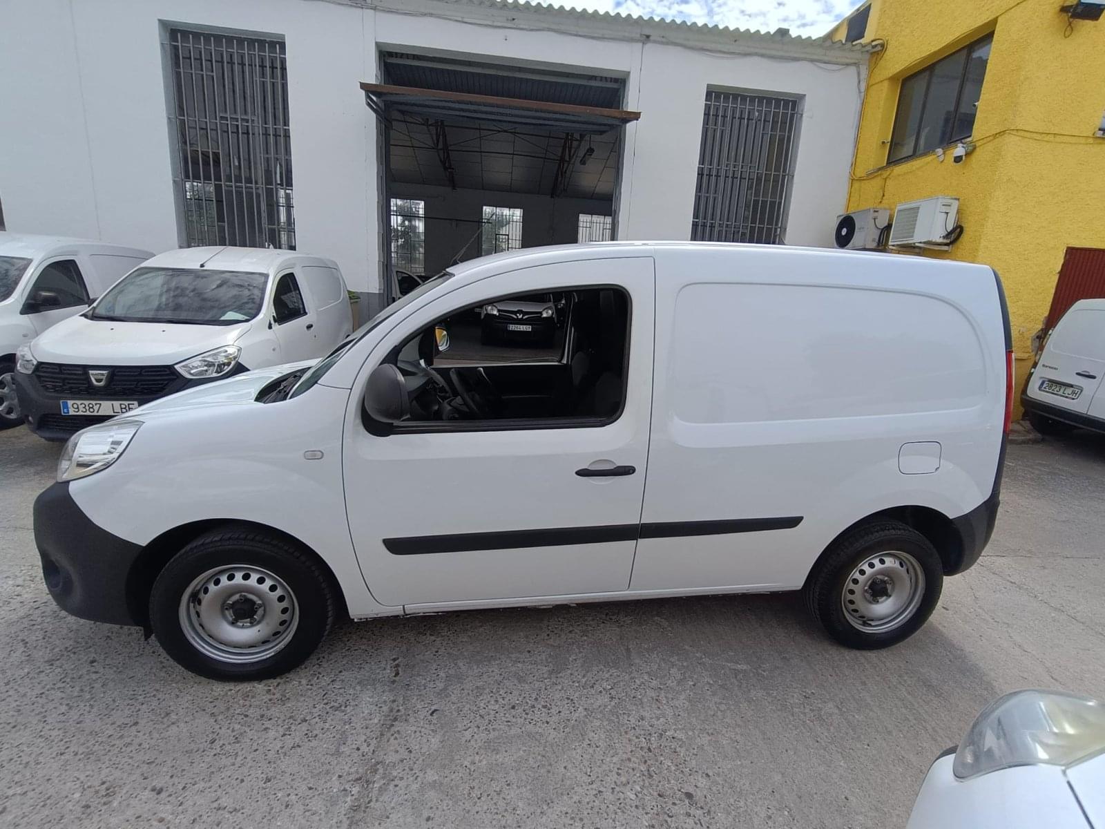 RENAULT KANGOO FURGON PROFESIONAL BLUE DCI 59 KW (80CV) 6 