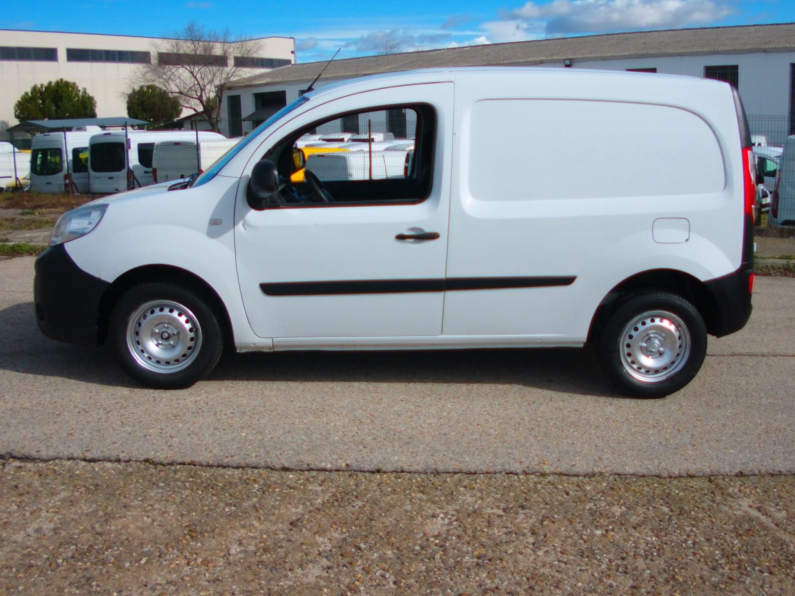RENAULT KANGOO FURGON PROFESIONAL BLUE DCI 59 KW (80CV) 4 