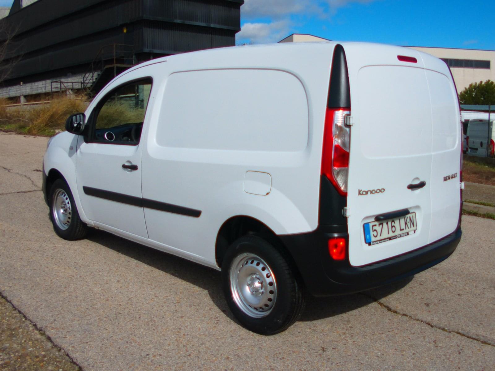 RENAULT KANGOO FURGON PROFESIONAL BLUE DCI 59 KW (80CV) 5 