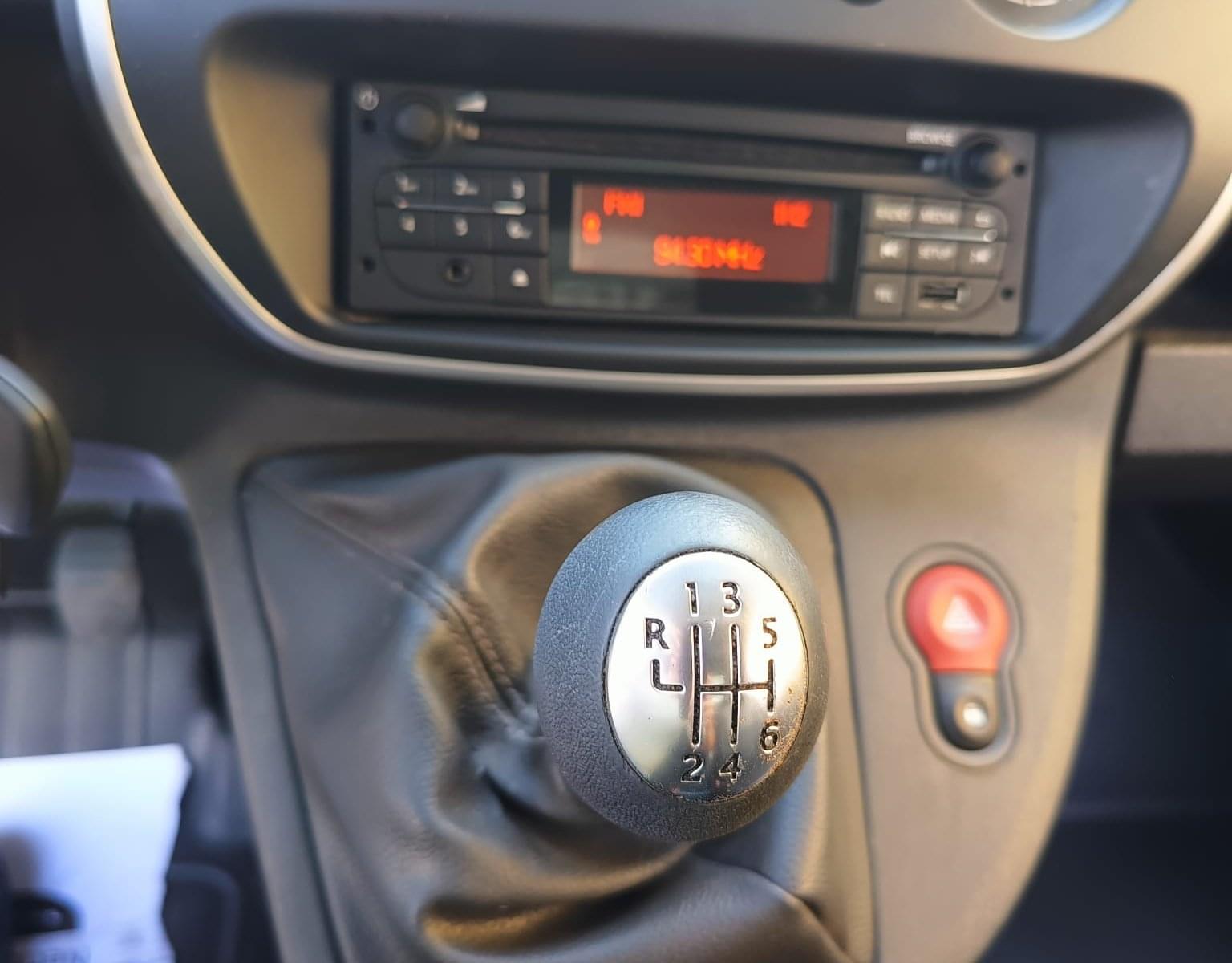 RENAULT KANGOO FURGON PROFESIONAL BLUE DCI 59 KW (80CV) 14 