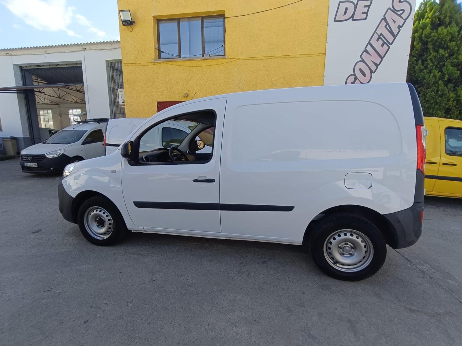 RENAULT KANGOO FURGON PROFESIONAL BLUE DCI 59 KW (80CV) 7 