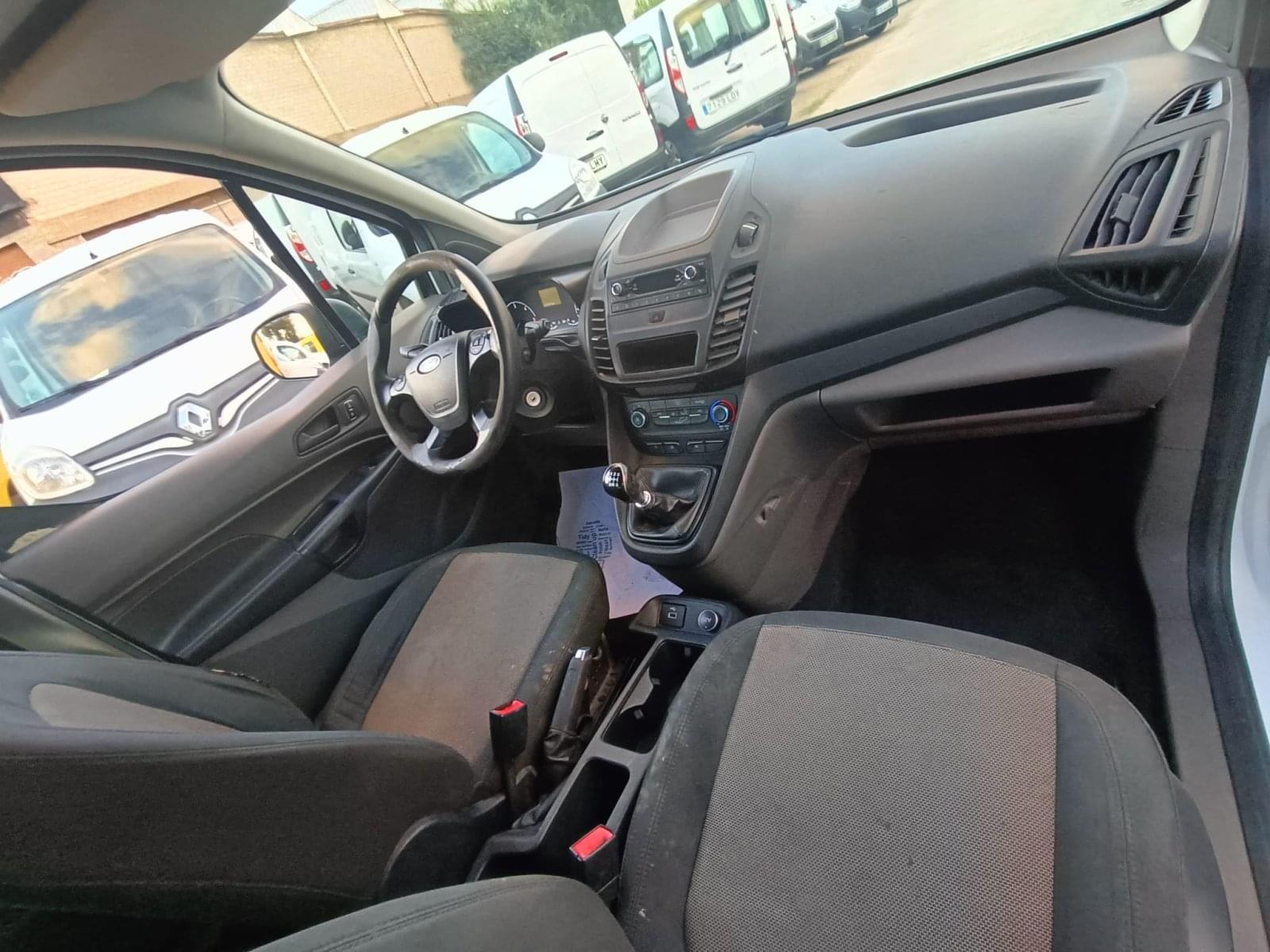 FORD TRANSIT CONNECT KOMBI bola rem. 1.5 TDCI 74KW AMBIENTE 230 L2 9 