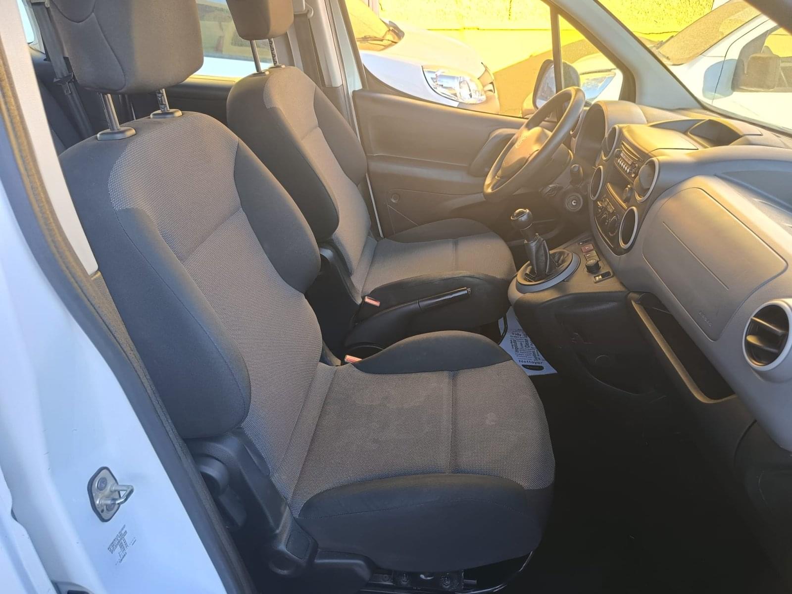 PEUGEOT PARTNER COMBI portón TEPEE ACCESS 1.6 BLUEHDI (75CV) 11 
