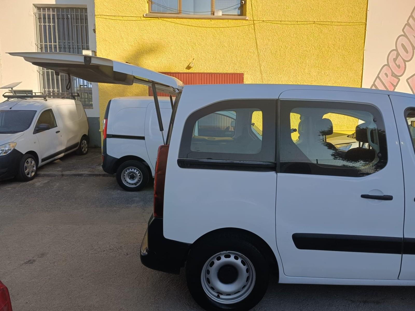PEUGEOT PARTNER COMBI portón TEPEE ACCESS 1.6 BLUEHDI (75CV) 7 