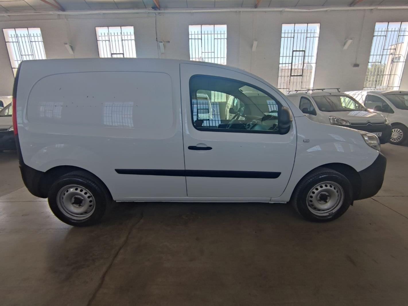 RENAULT KANGOO 2 PLAZAS 2018 75CV E6 3 