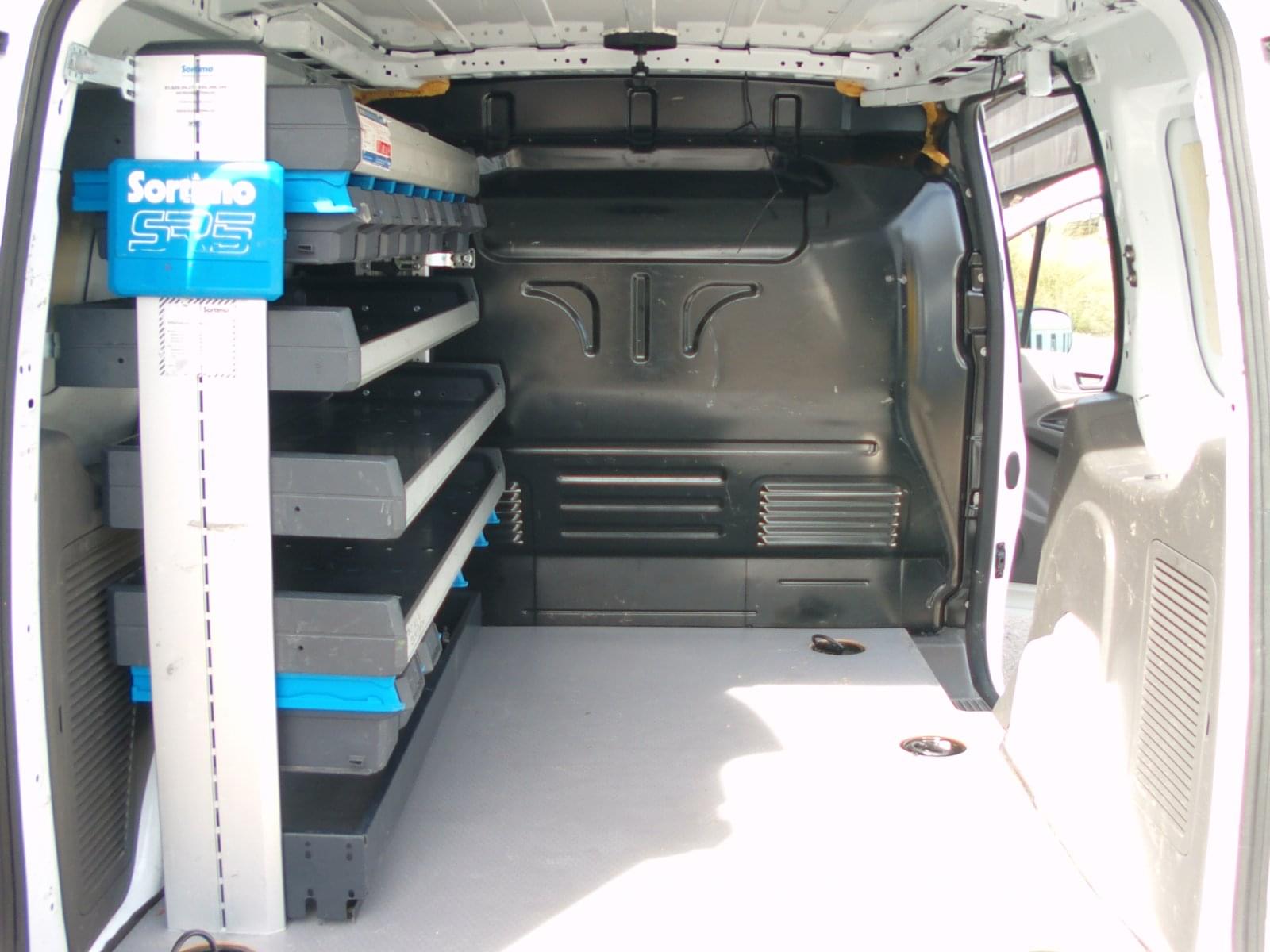 FORD TRANSIT CONNECT VAN 1.5 TDCI 55KW TREND 200 L1 12 