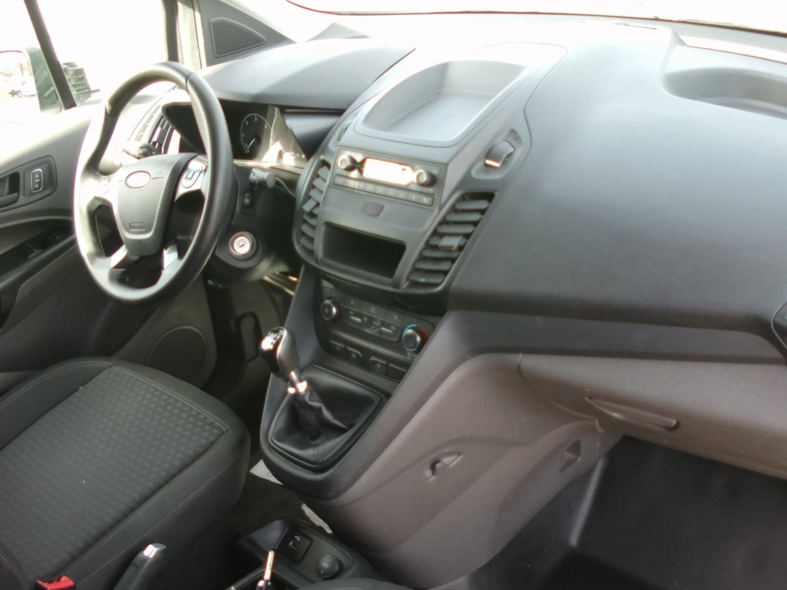 FORD TRANSIT CONNECT VAN 1.5 TDCI 55KW TREND 200 L1 9 