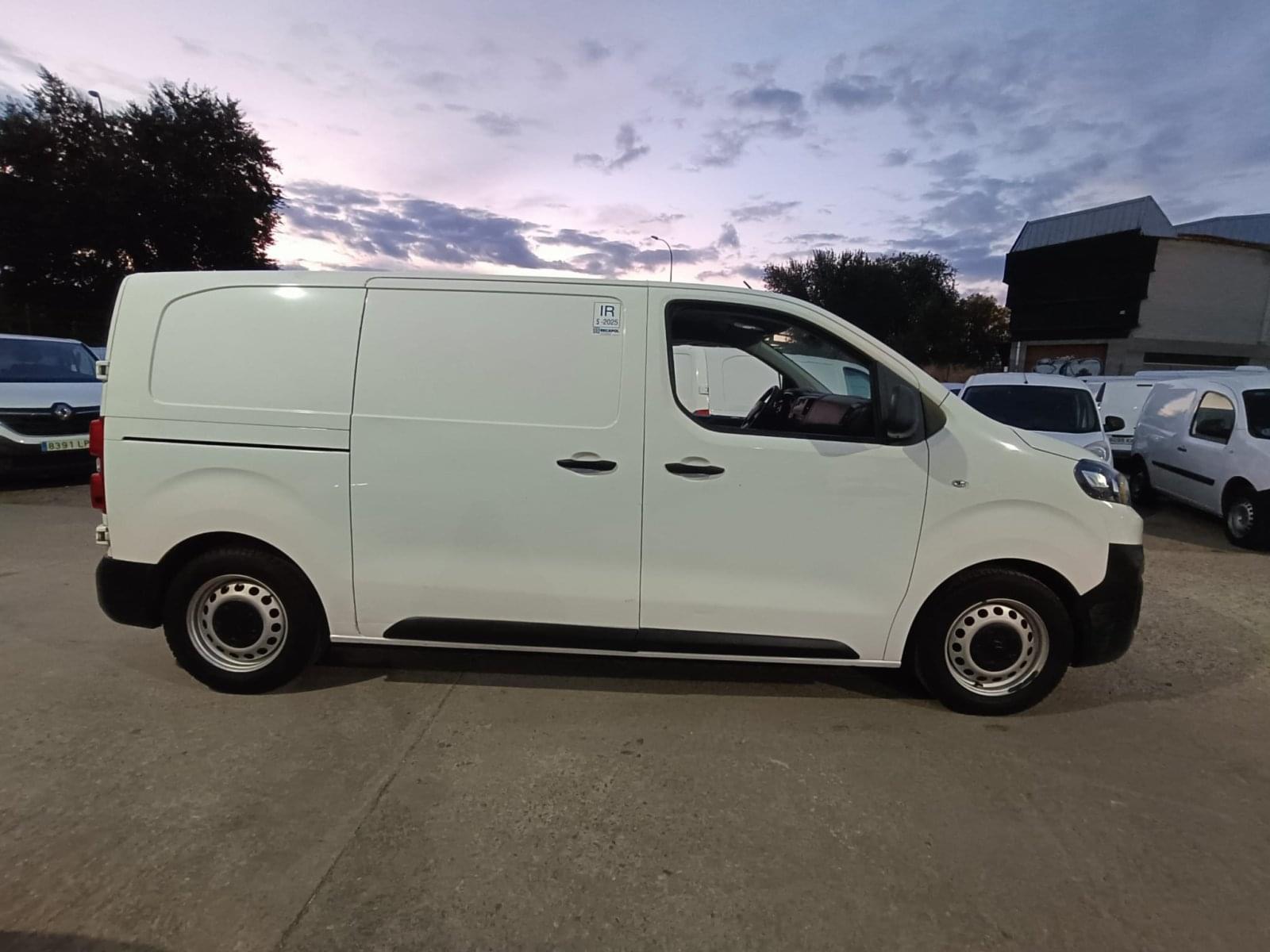 CITROEN JUMPY ISOTERMO 1.6 BLUEHDI 70KW TALLA M CONFORT (95CV) 8 