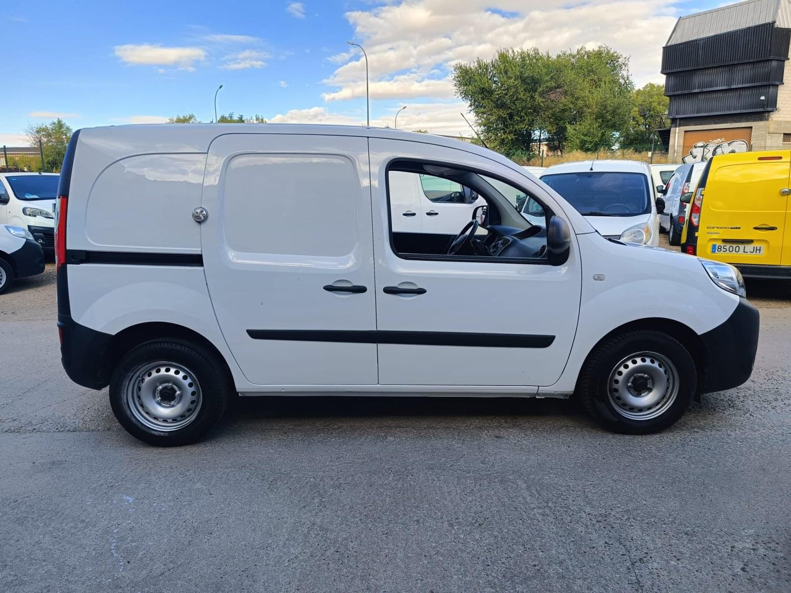 RENAULT KANGOO FURGON PROFESIONAL BLUE DCI 59 KW (80CV) 9 