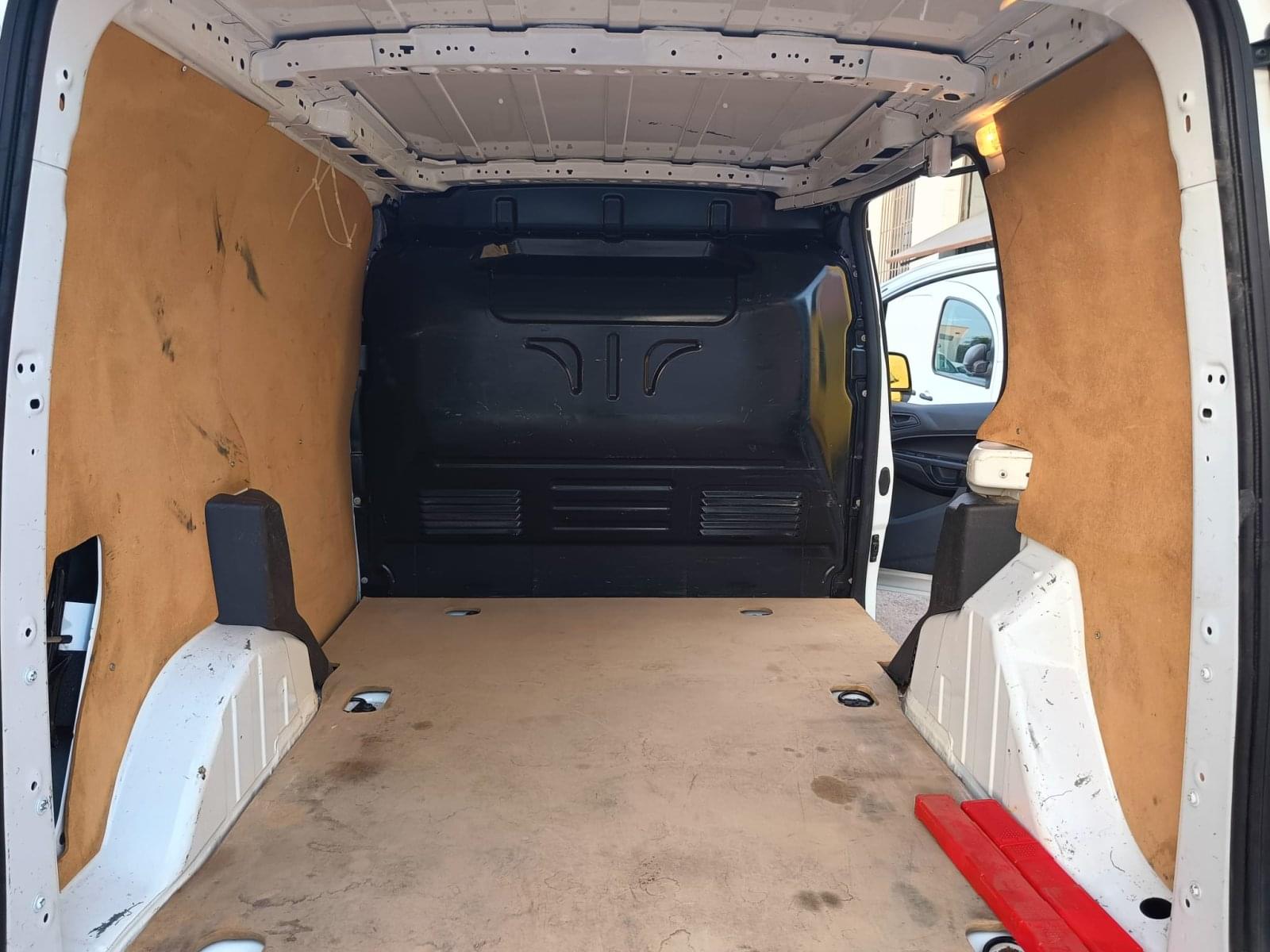 FORD TRANSIT CONNECT 1.5 TDCI 75 PS 200 L1 AMBIENTE 9 
