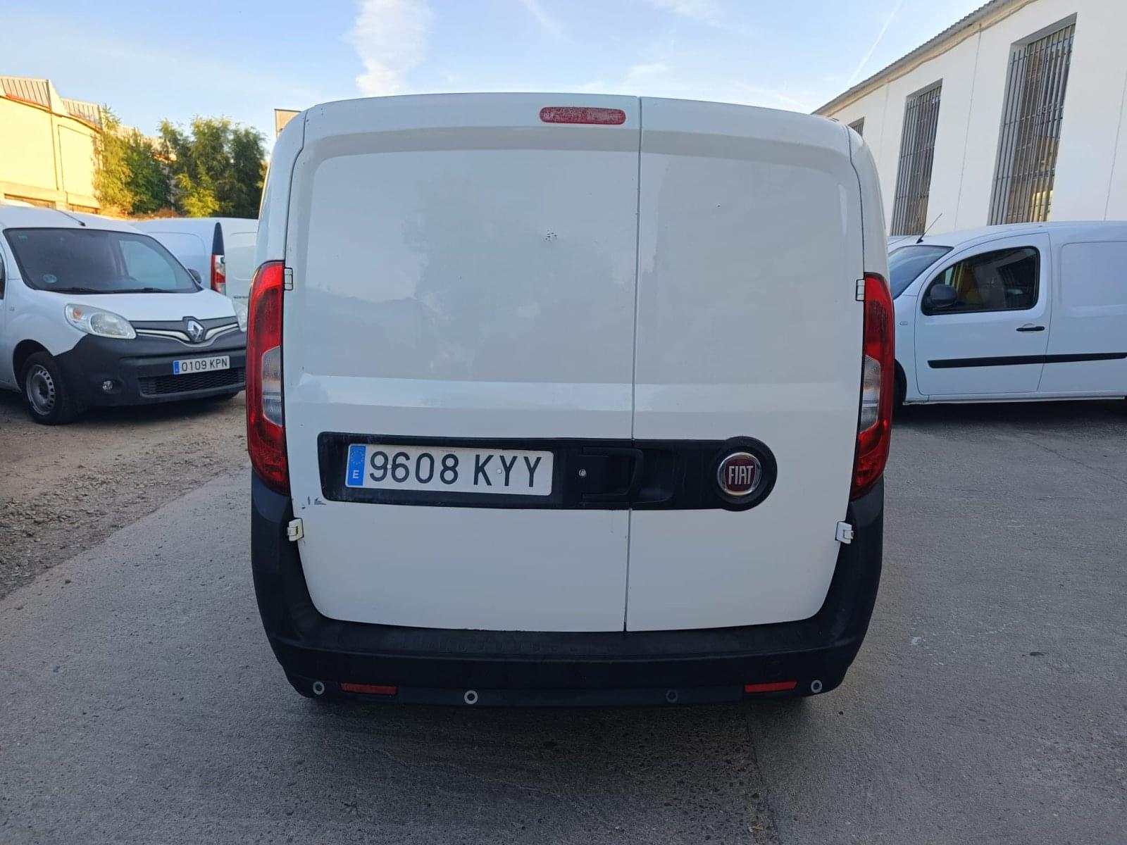 FIAT DOBLO CARGO SX 1.4 T-JET 88KW GNC 8