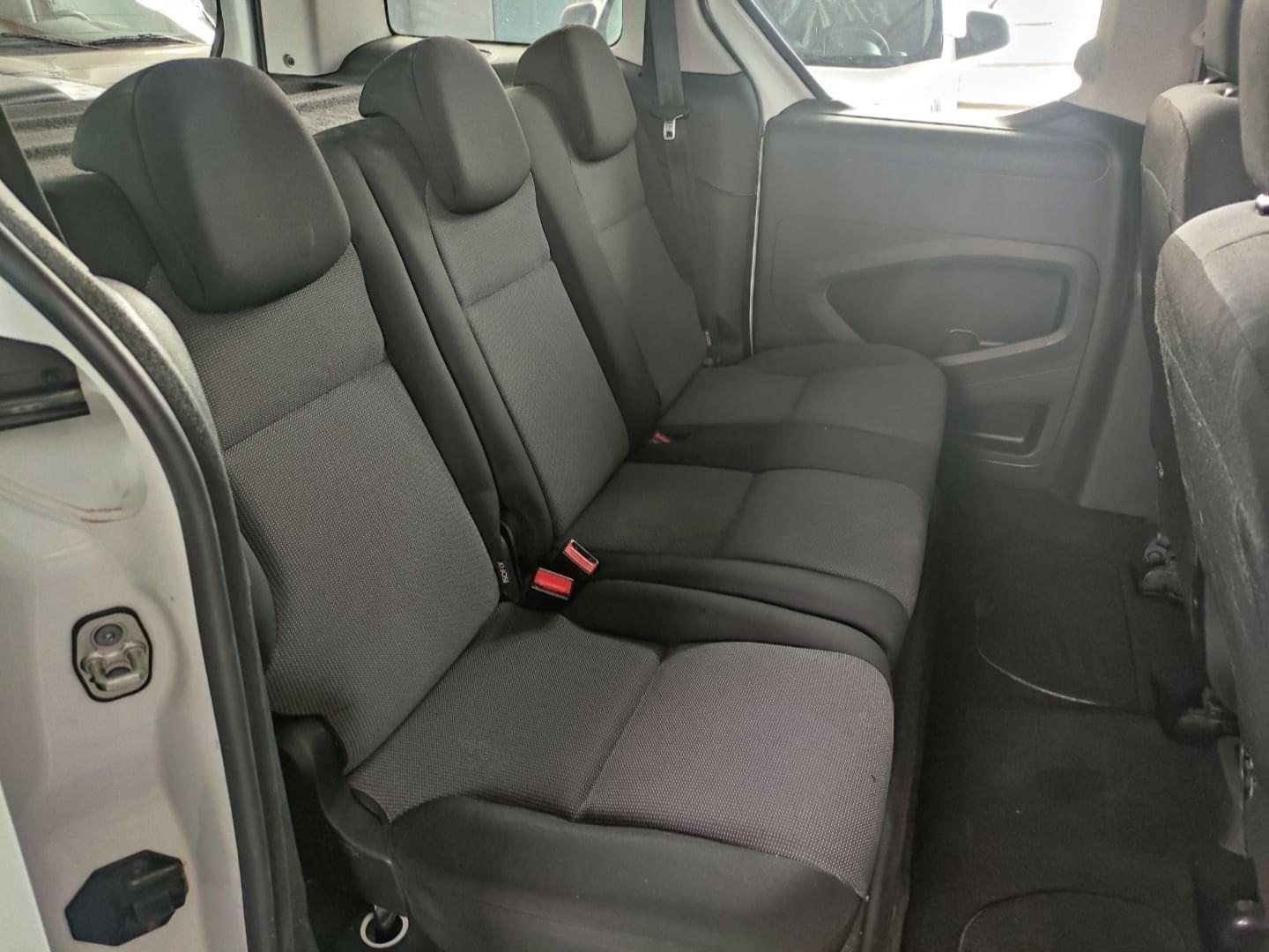 PEUGEOT PARTNER 5 PLAZAS 2017 E6 10 