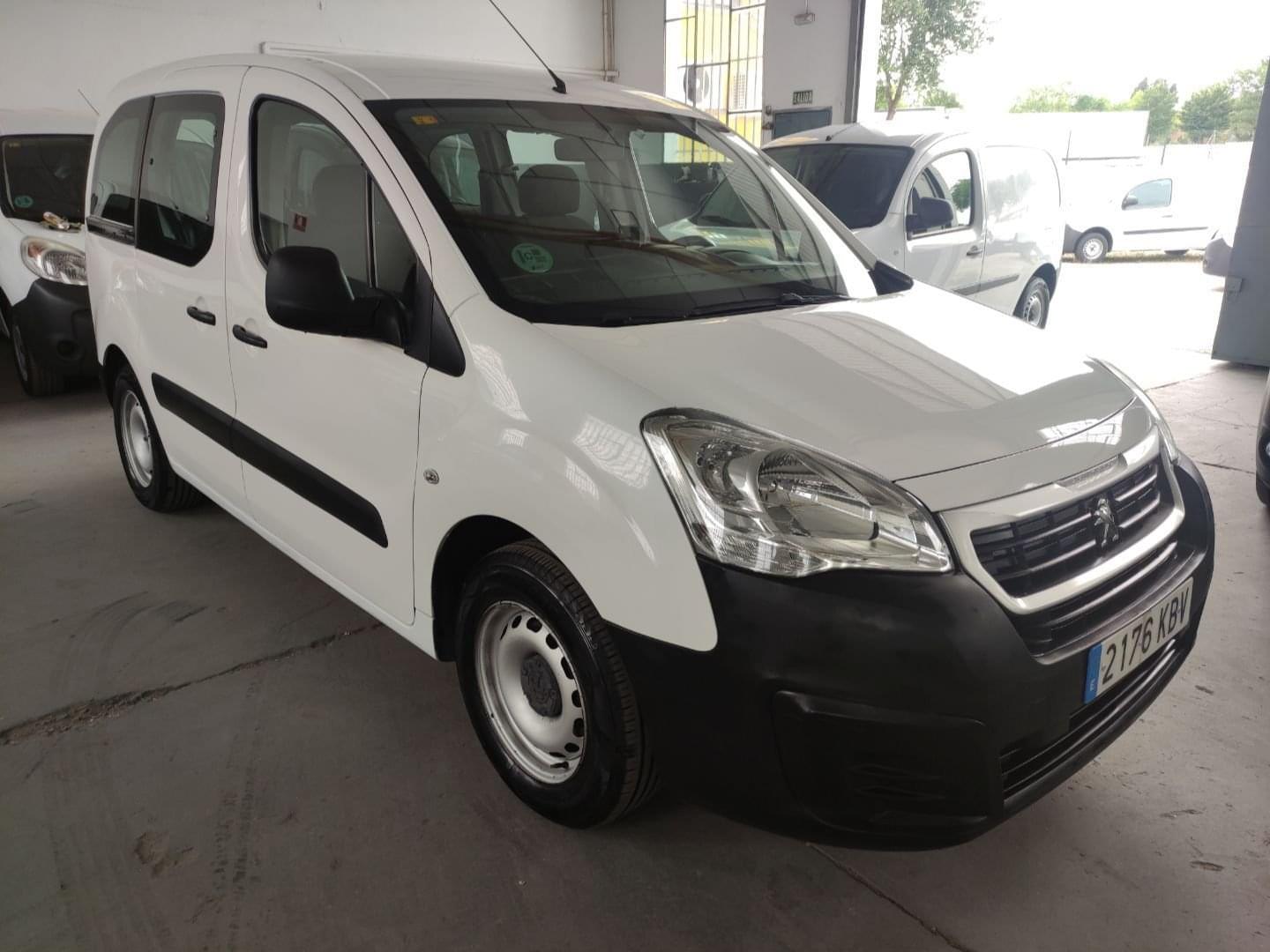 PEUGEOT PARTNER 5 PLAZAS 2017 E6 2 