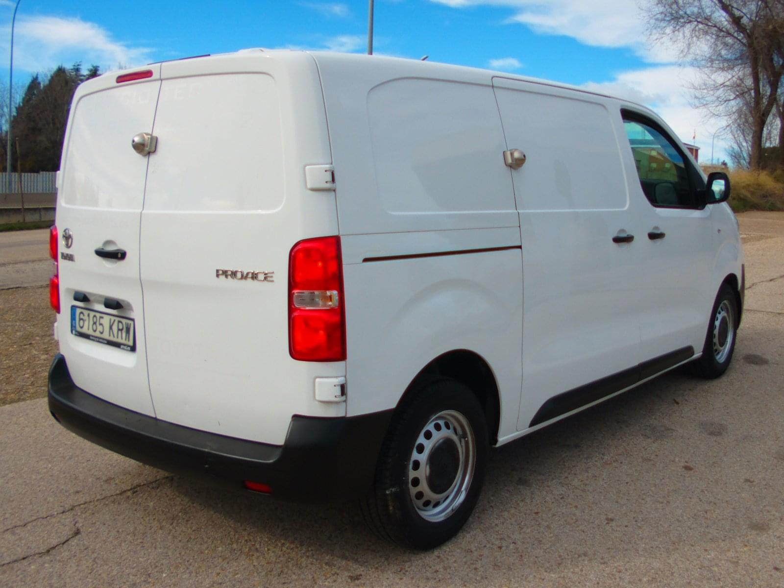 TOYOTA PROACE 2.OD FURGON 7