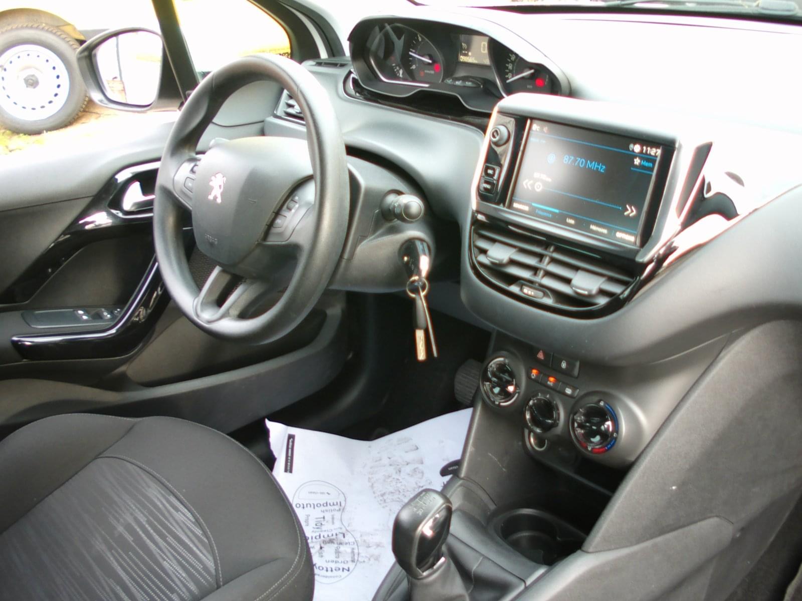 PEUGEOT 208 2 PLAZAS 10 