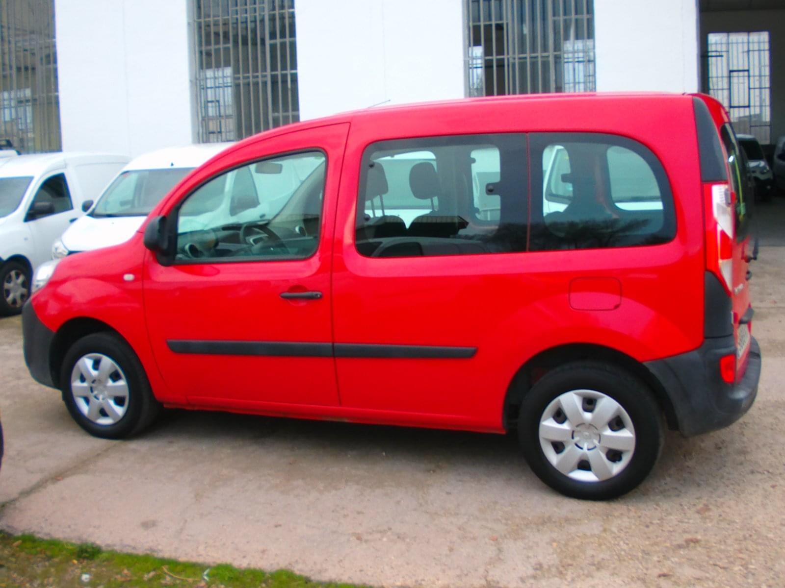 RENAULT KANGOO COMBI 5 PLAZAS 4