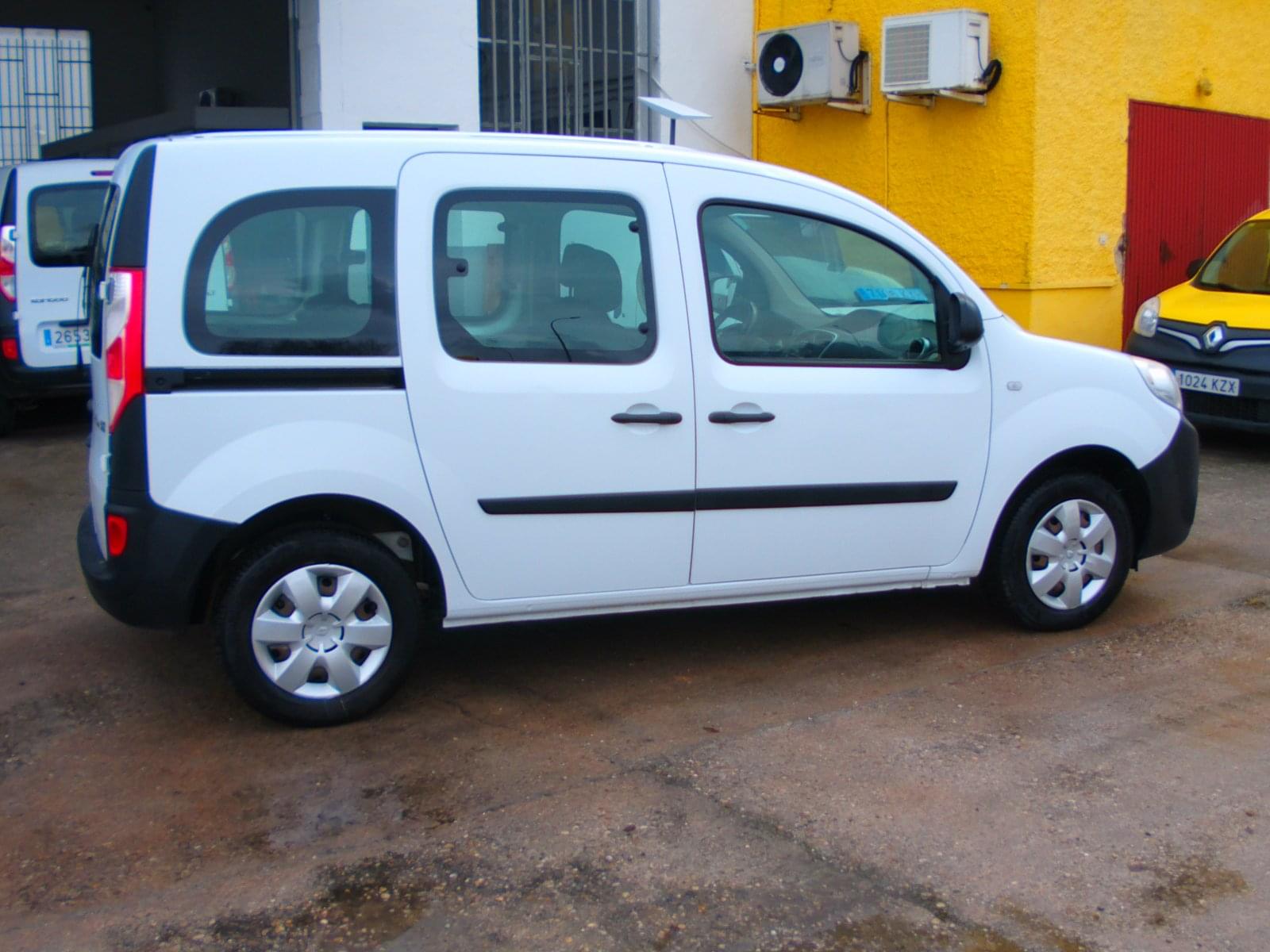 RENAULT KANGOO COMBI 5 PLAZAS 8 