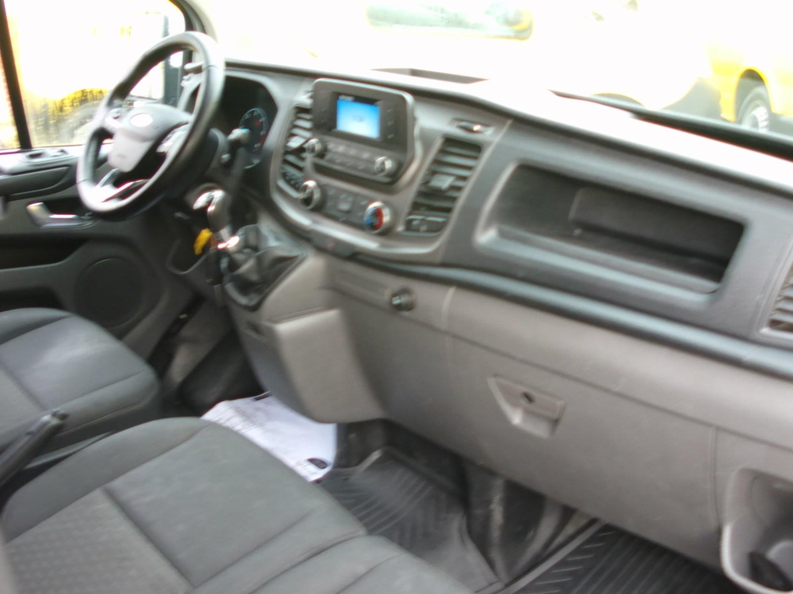 FORD TRANSIT CUSTOM L2 2.0 TDI 8 