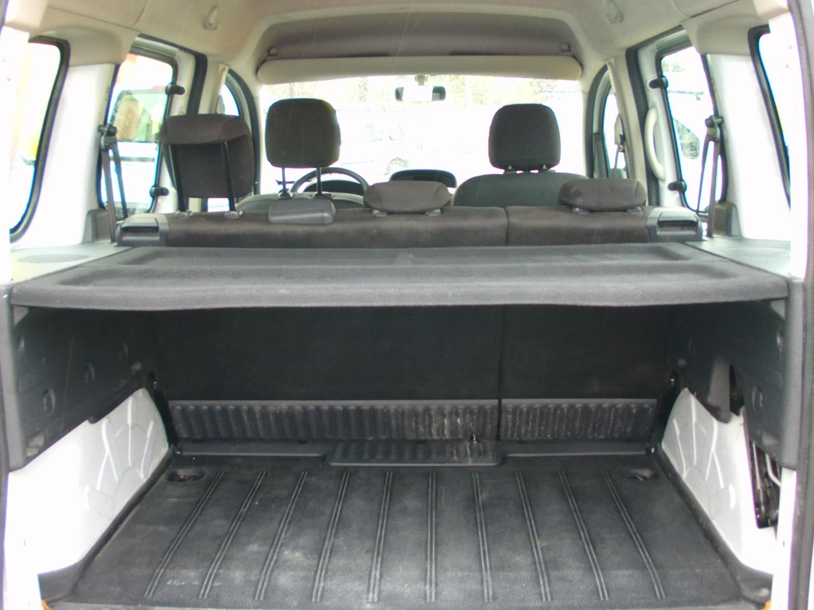 RENAULT KANGOO 5 PLAZAS 11 