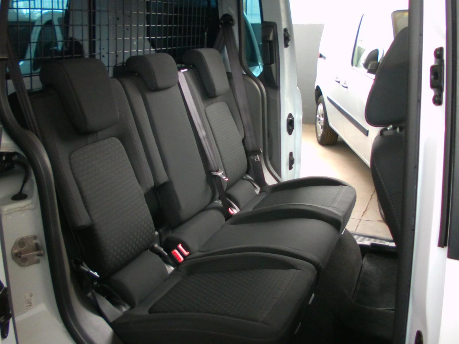 FORD TRANSIT CONNECT KOMBI 5 PLAZAS 11 