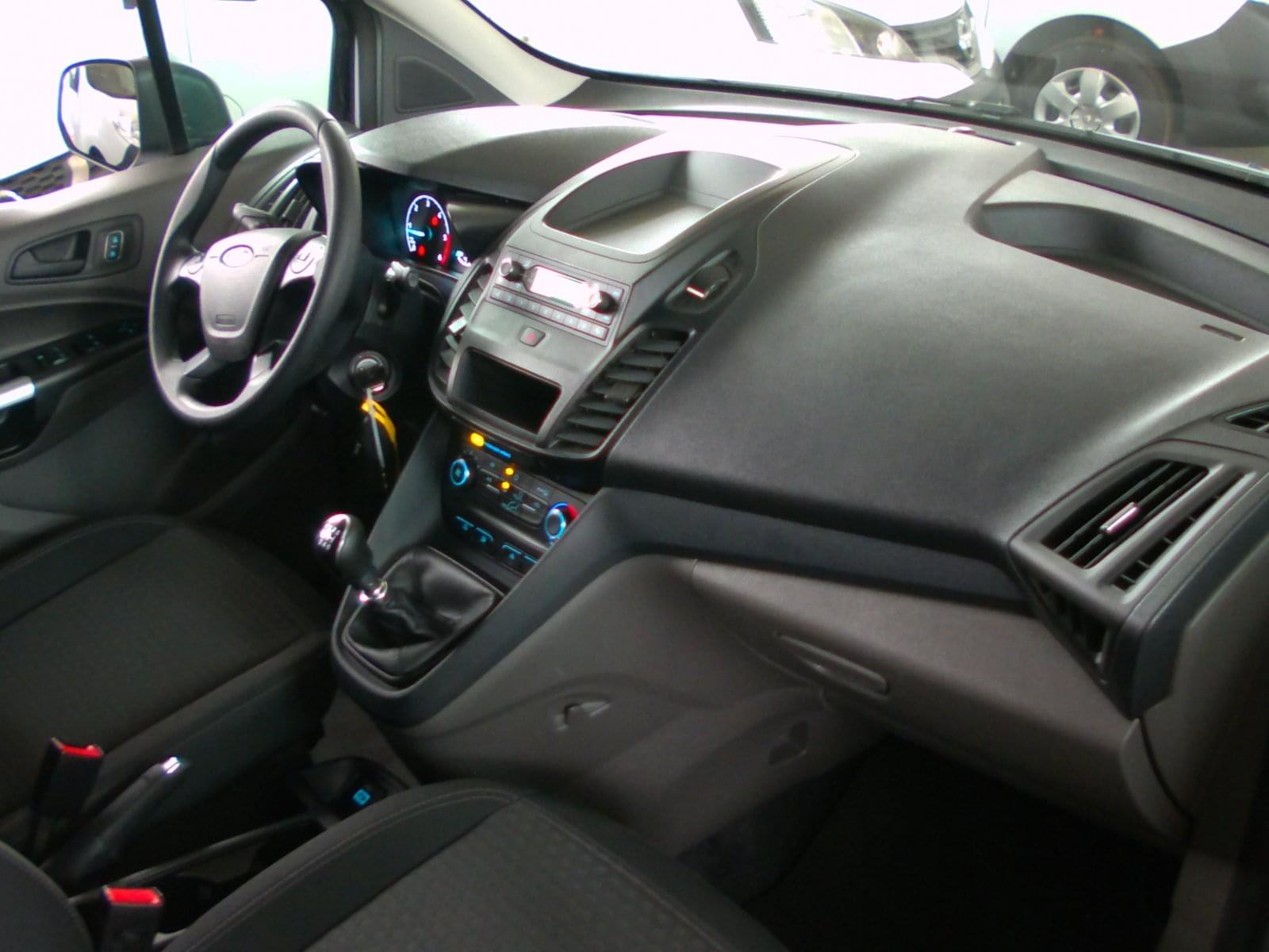 FORD TRANSIT CONNECT KOMBI 5 PLAZAS 8 