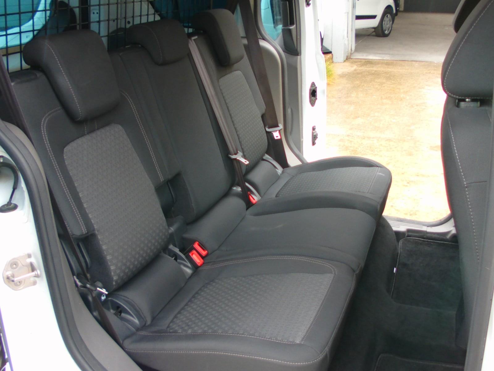 FORD TRANSIT CONNECT KOMBI 5 PLAZAS 12 