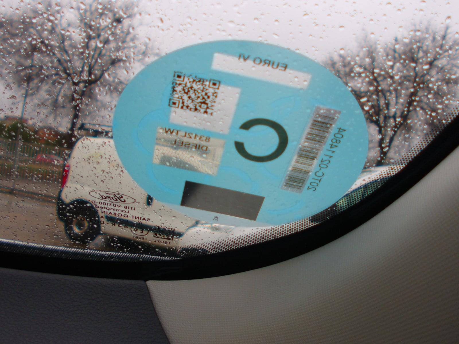 FORD TRANSIT CONNECT KOMBI 5 PLAZAS 16 