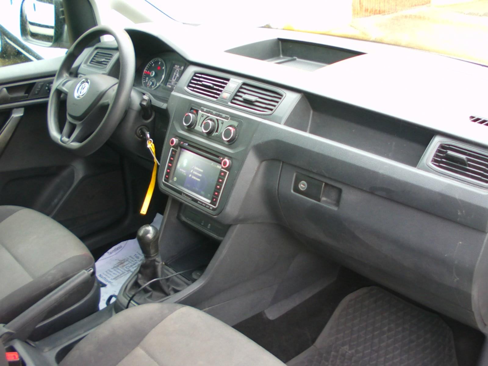 VOLKSWAGEN CADDY COMBI MAXI 9 