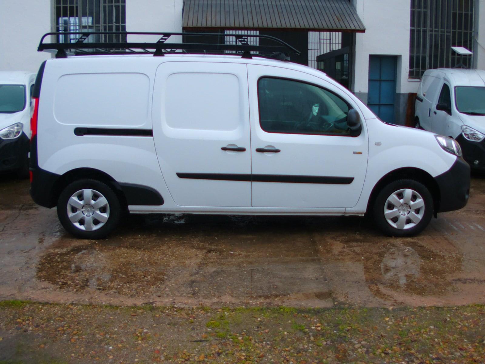 RENAULT KANGOO Z.E. MAXI FURGON 2 PLAZAS 9