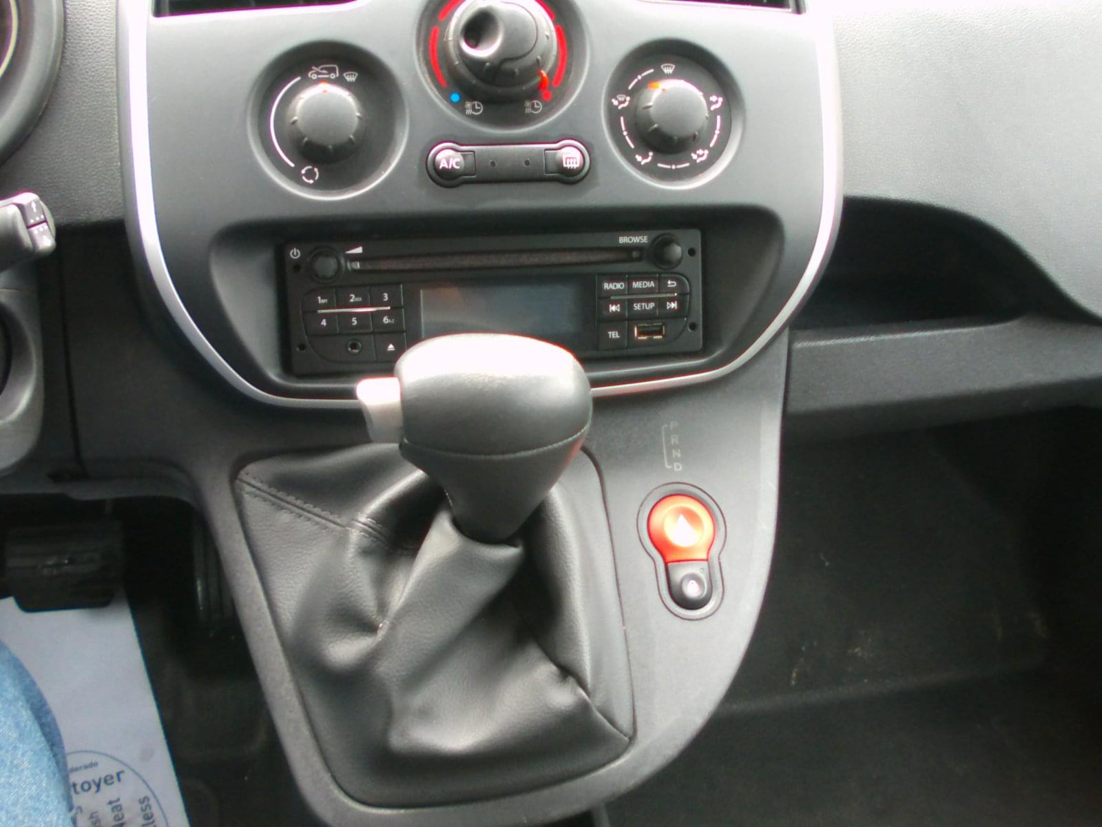 RENAULT KANGOO Z.E. 12 