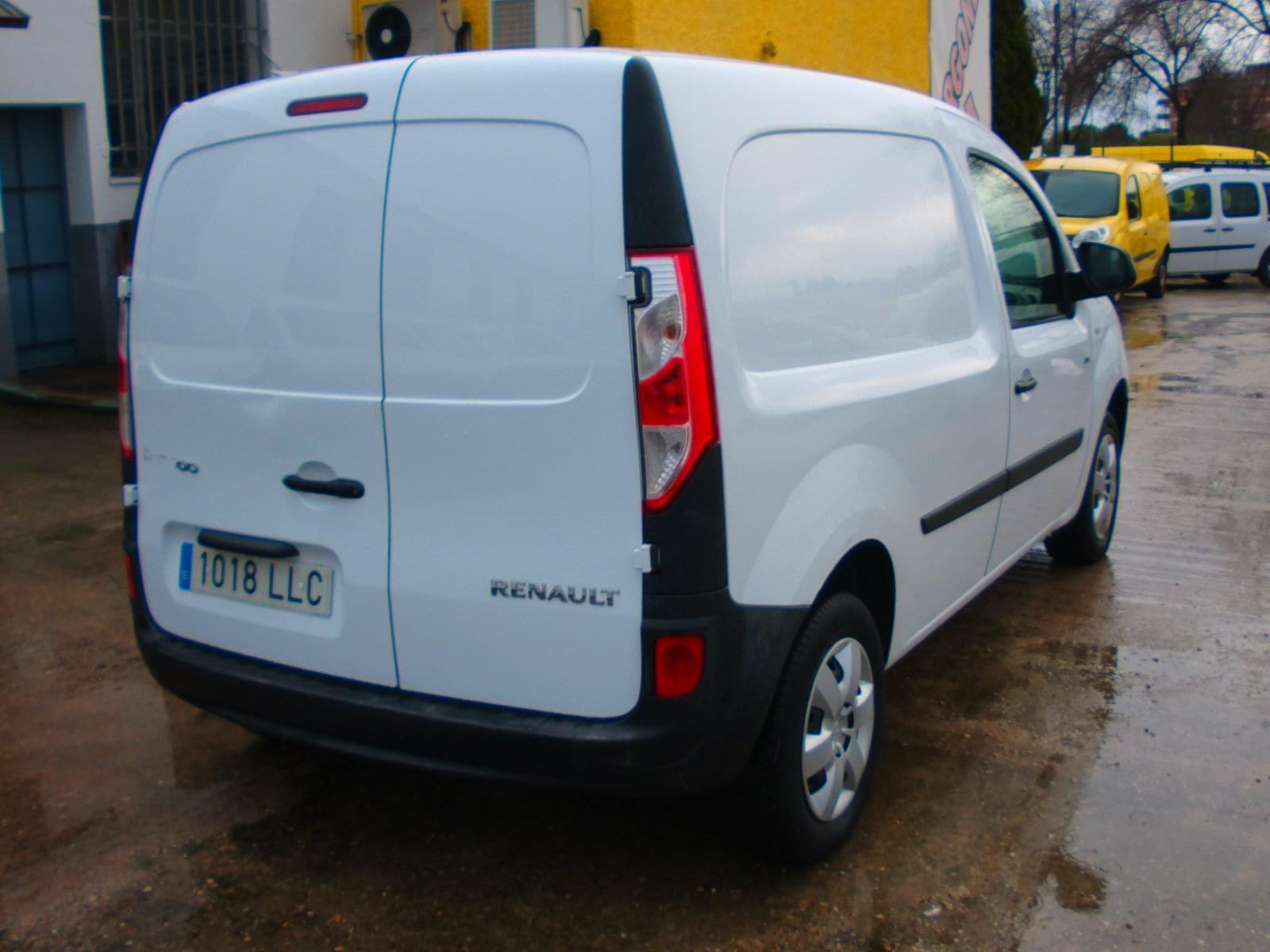 RENAULT KANGOO Z.E. 7 