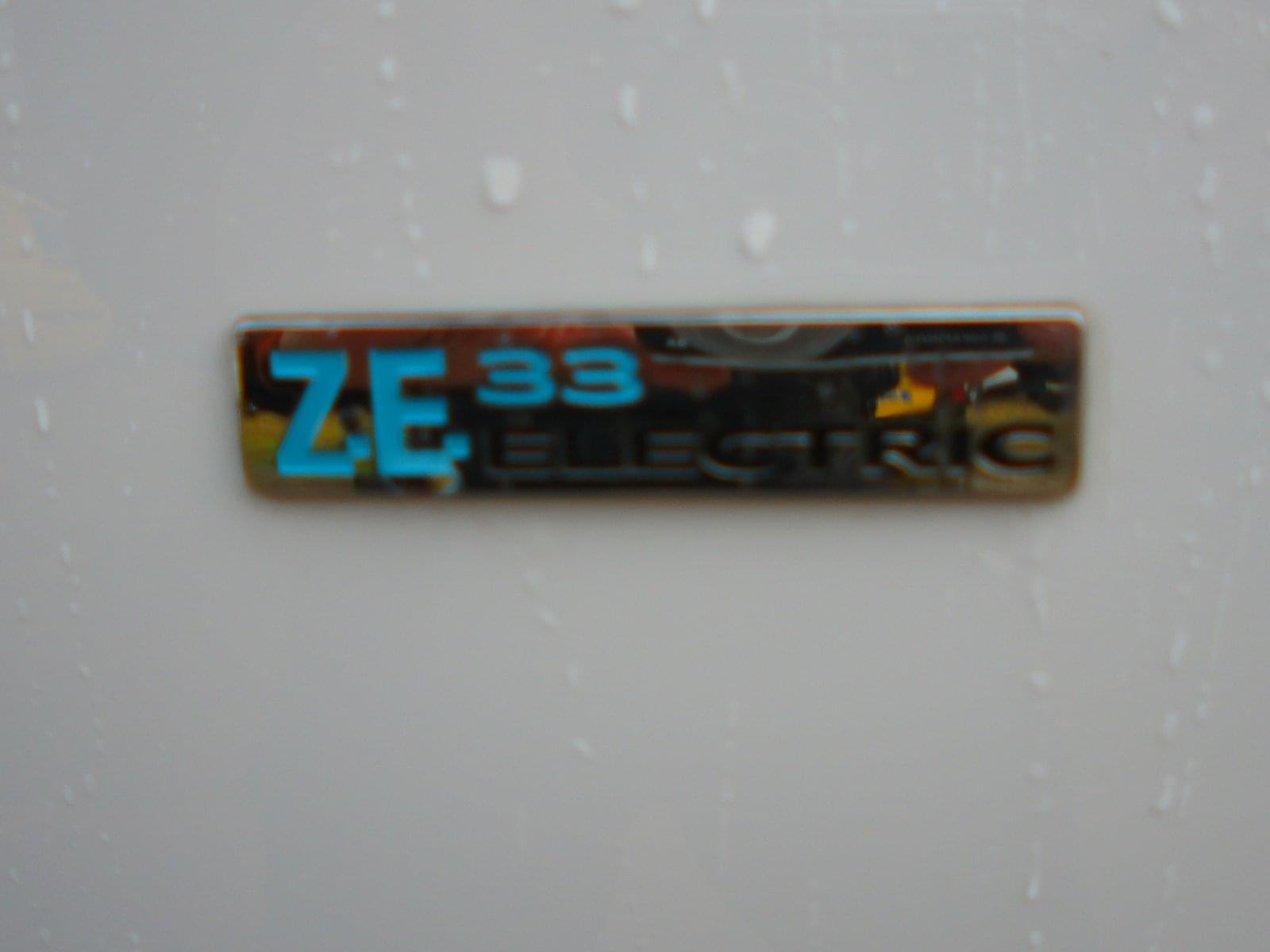 RENAULT KANGOO Z.E. 9 