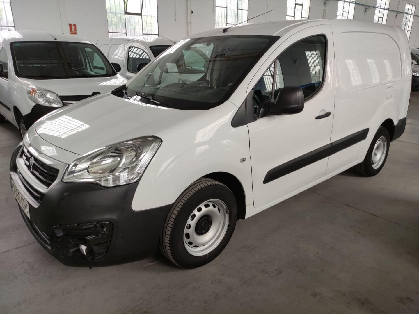 PEUGEOT PARTNER 2  PLAZAS L2 2018 E6  100CV 7 