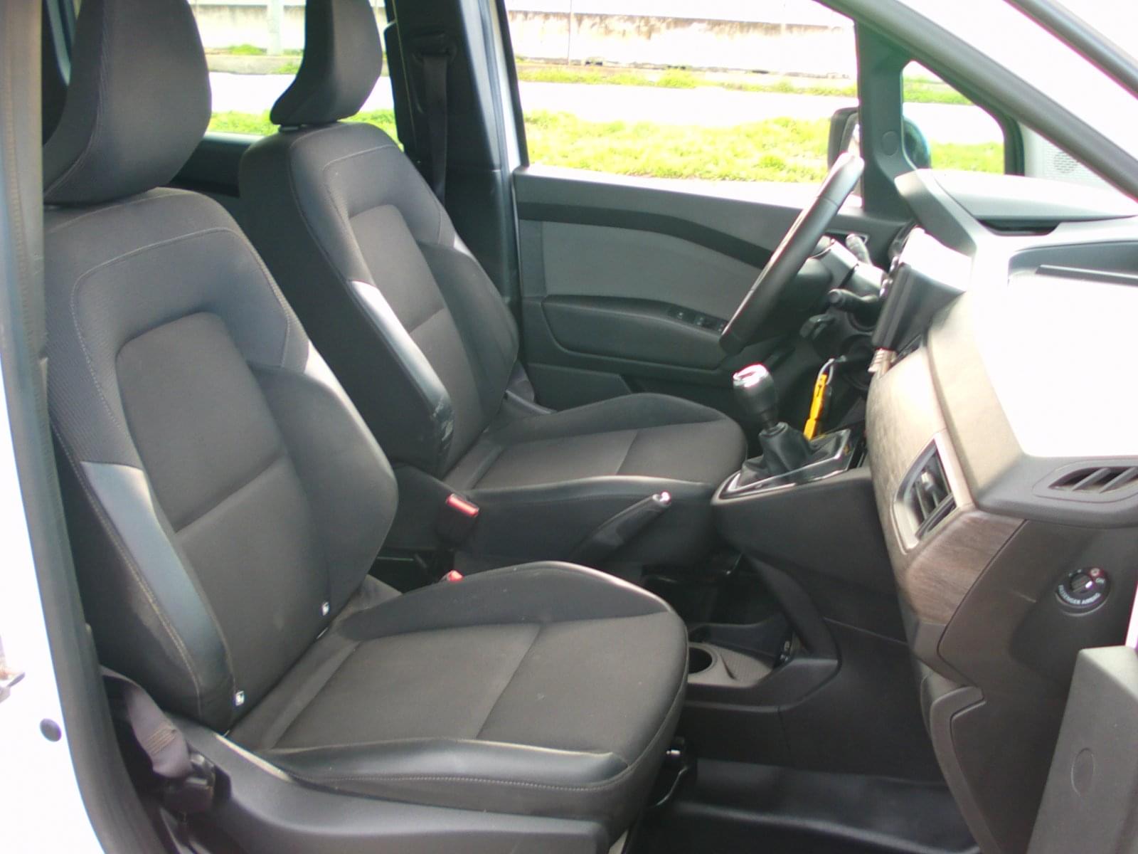 RENAULT KANGOO COMBI 5 PLAZAS 8 