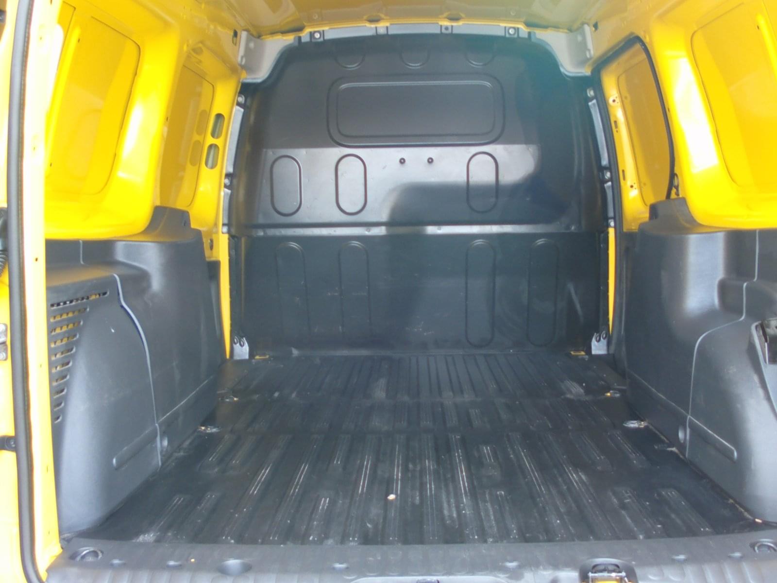 RENAULT KANGOO MAXI 2 PLAZAS LARGA 9