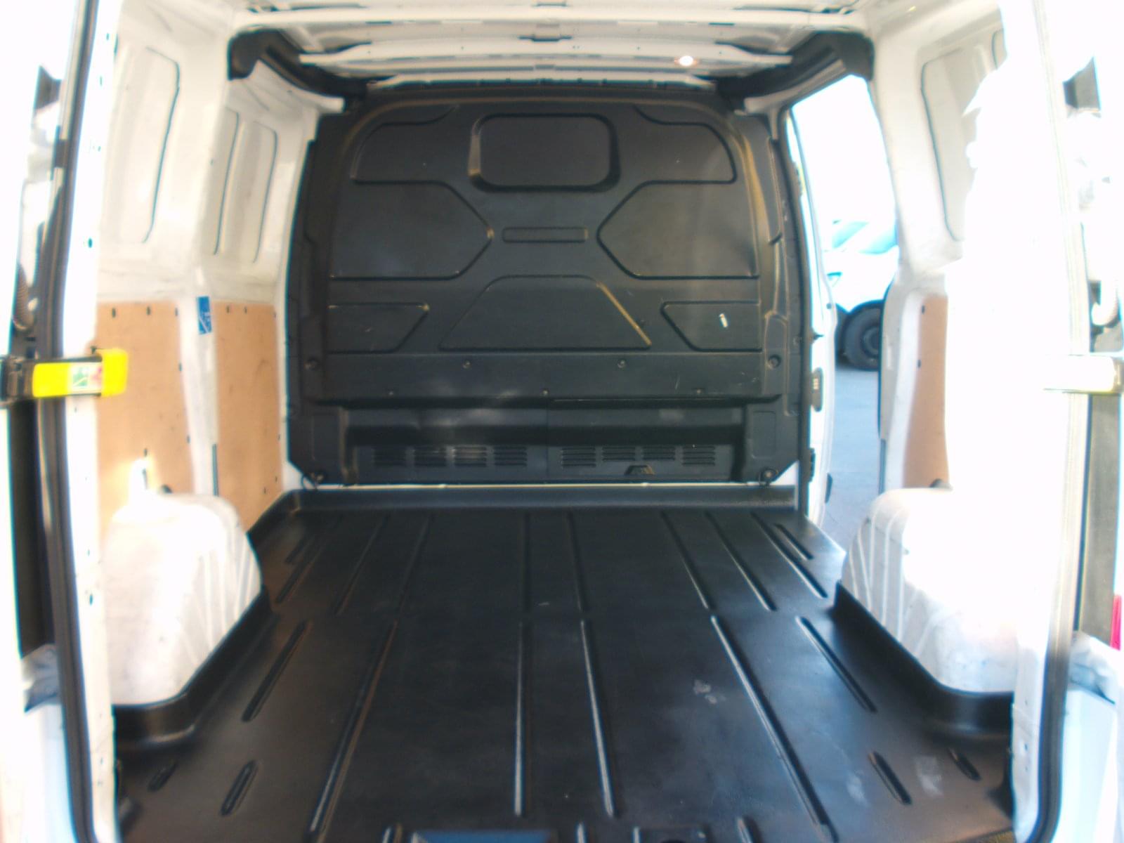 FORD TRANSIT CUSTOM FURGON 3 PLAZAS 12