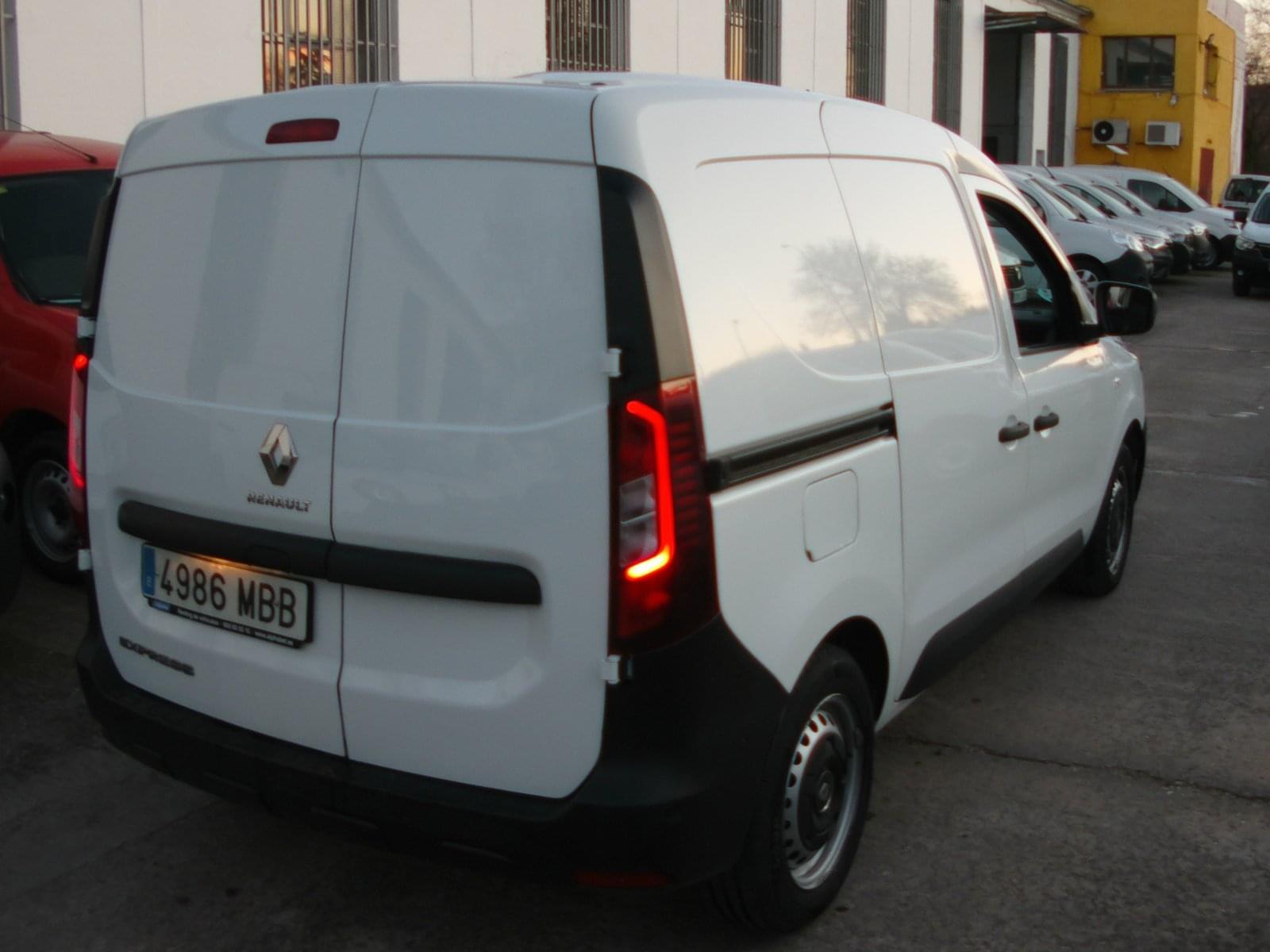 RENAULT KANGOO 2 PLAZAS 6