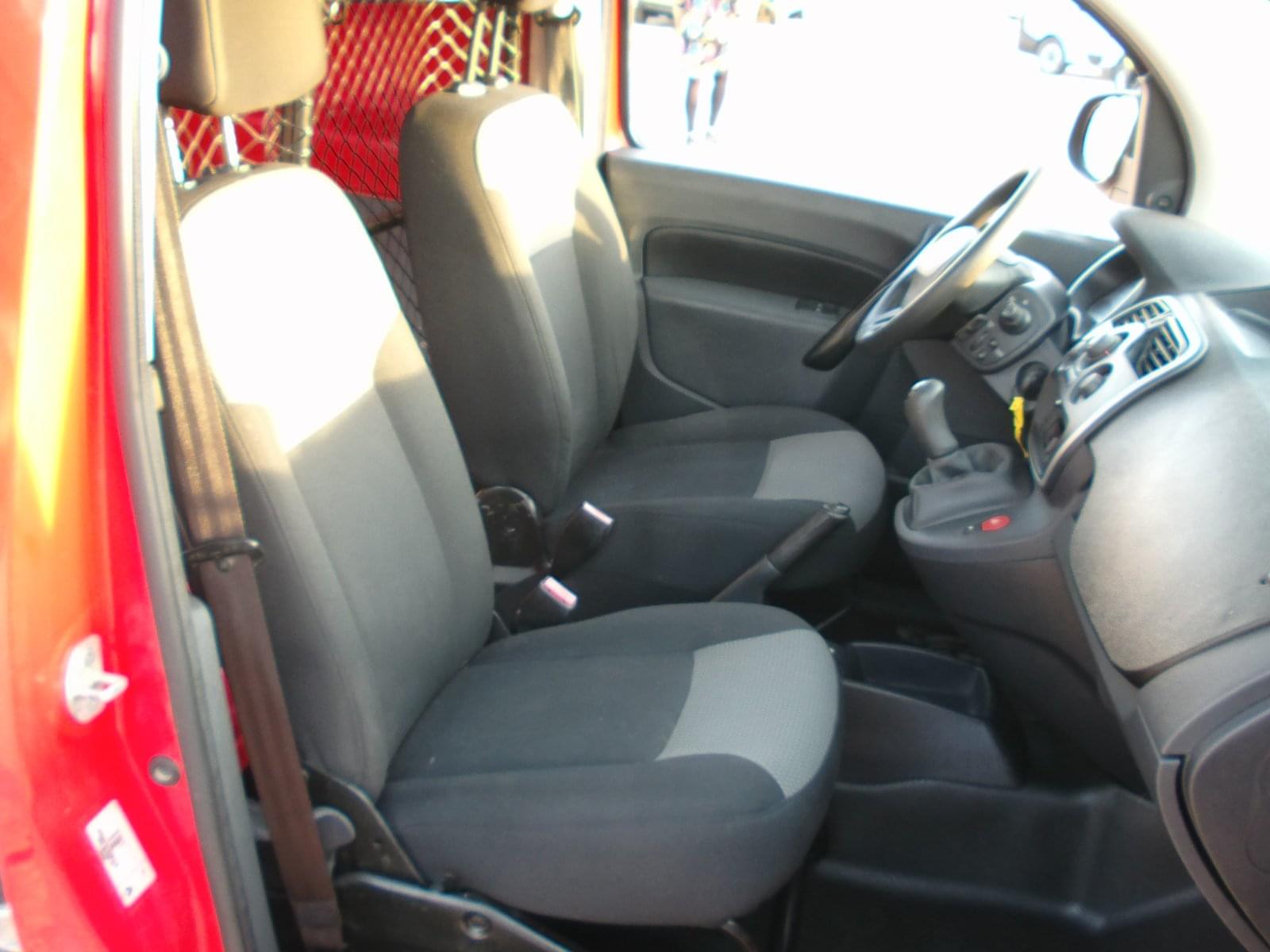 RENAULT KANGOO 2 PLAZAS 12